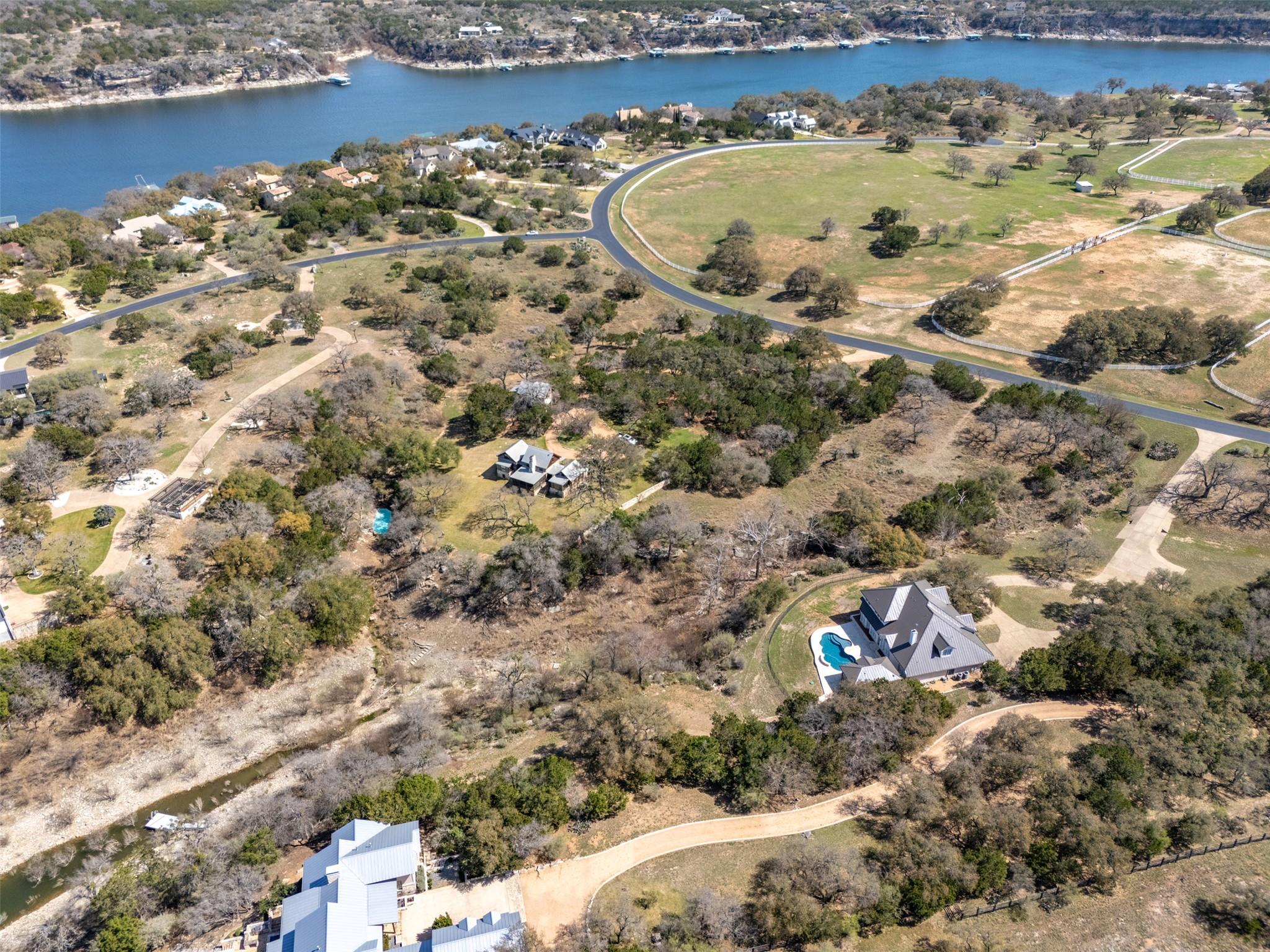 2922 Travis Lakeside Dr, Spicewood, TX 78669