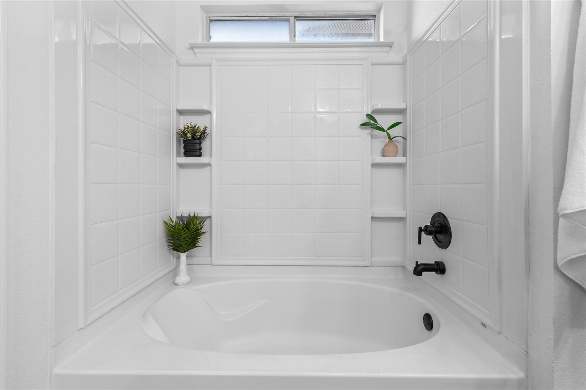 503 Blanco Woods Blvd, Elgin, TX 78621