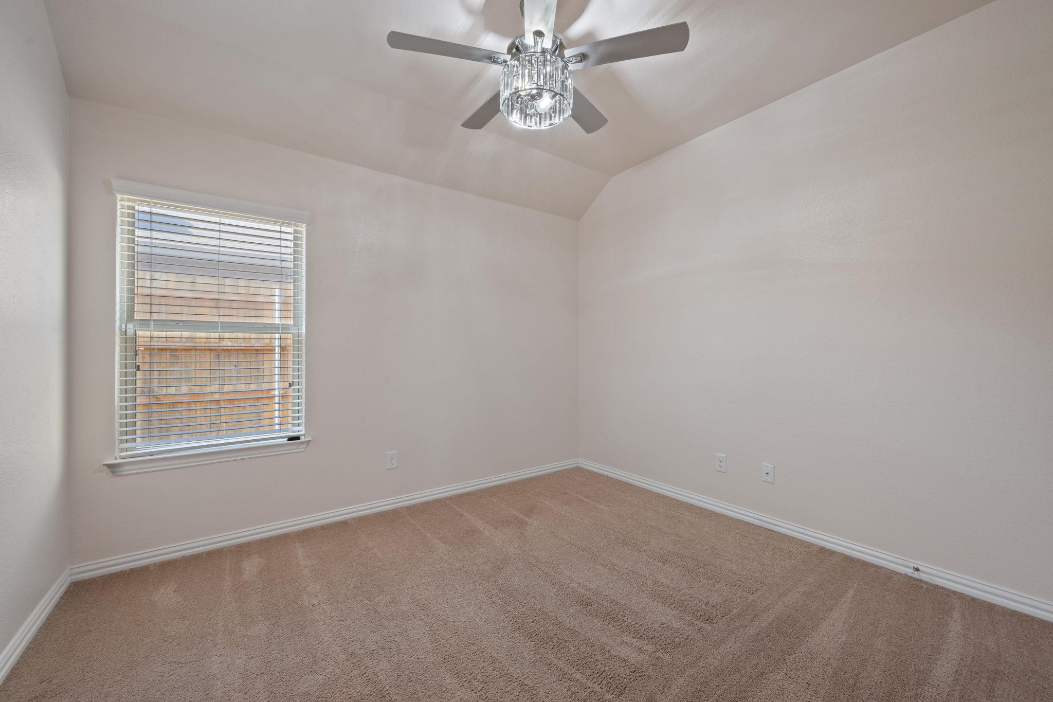 1024 Wolcott Dr, Leander, TX 78641