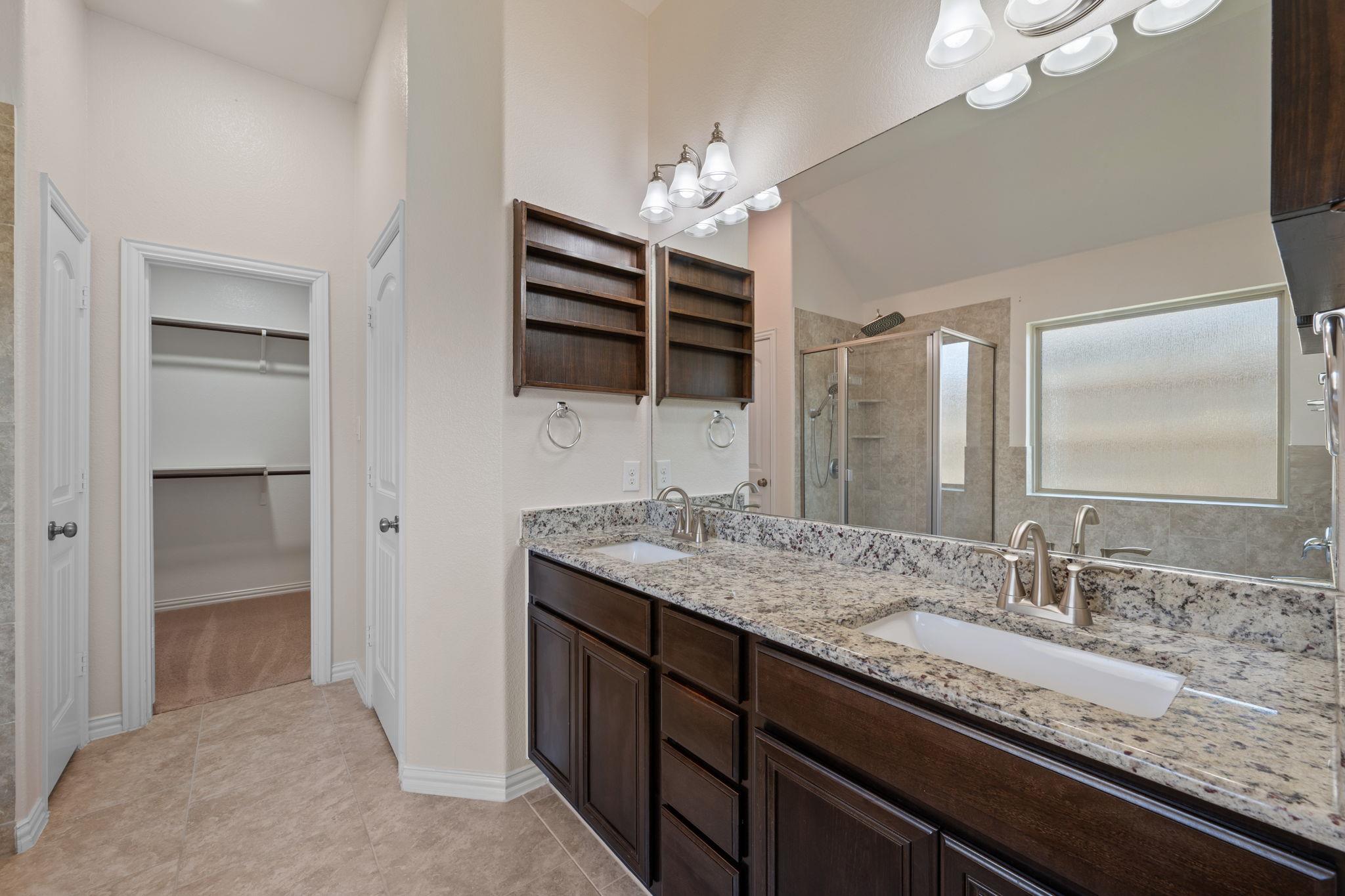 1024 Wolcott Dr, Leander, TX 78641