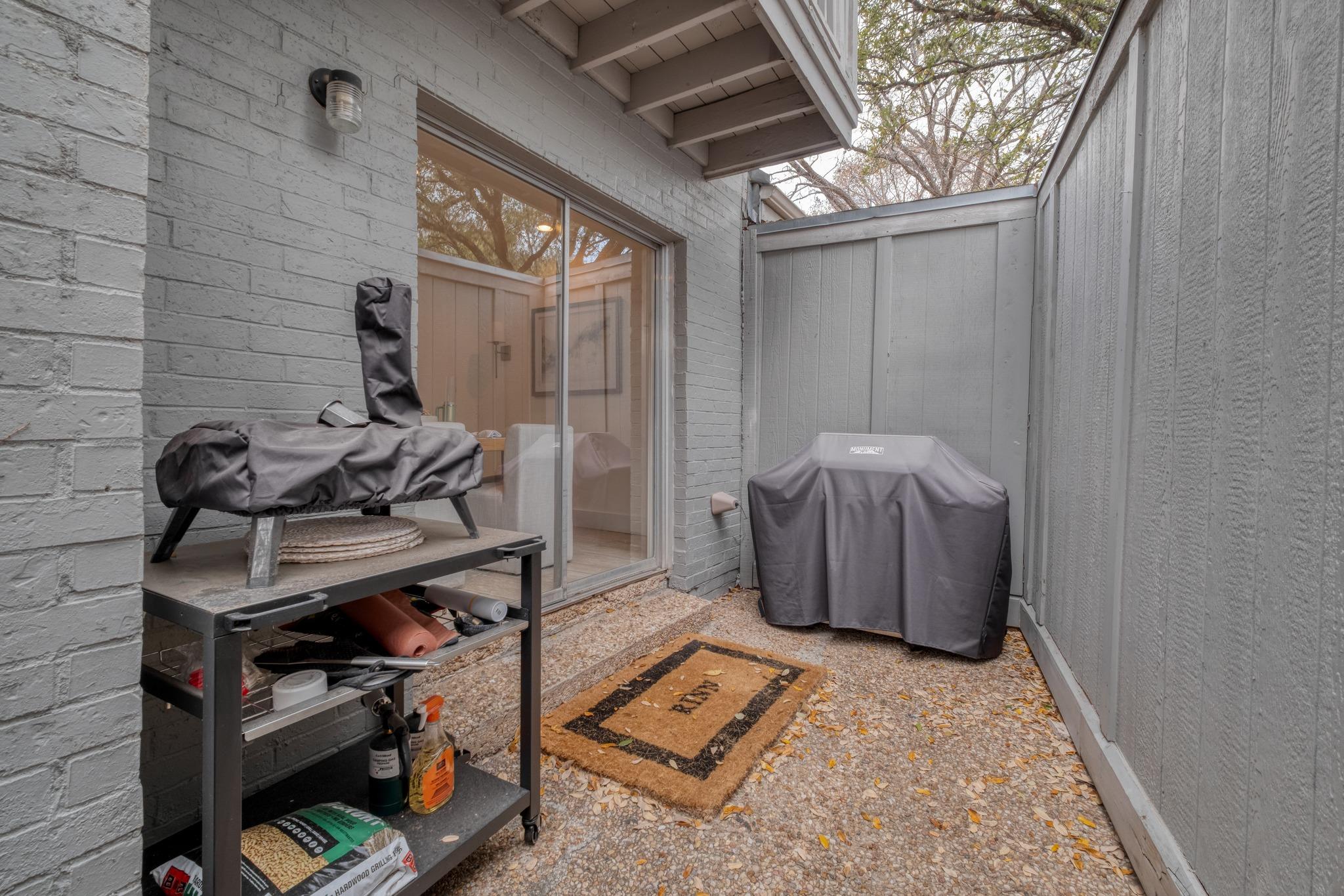 2404 McCall Rd # A, Austin, TX 78703