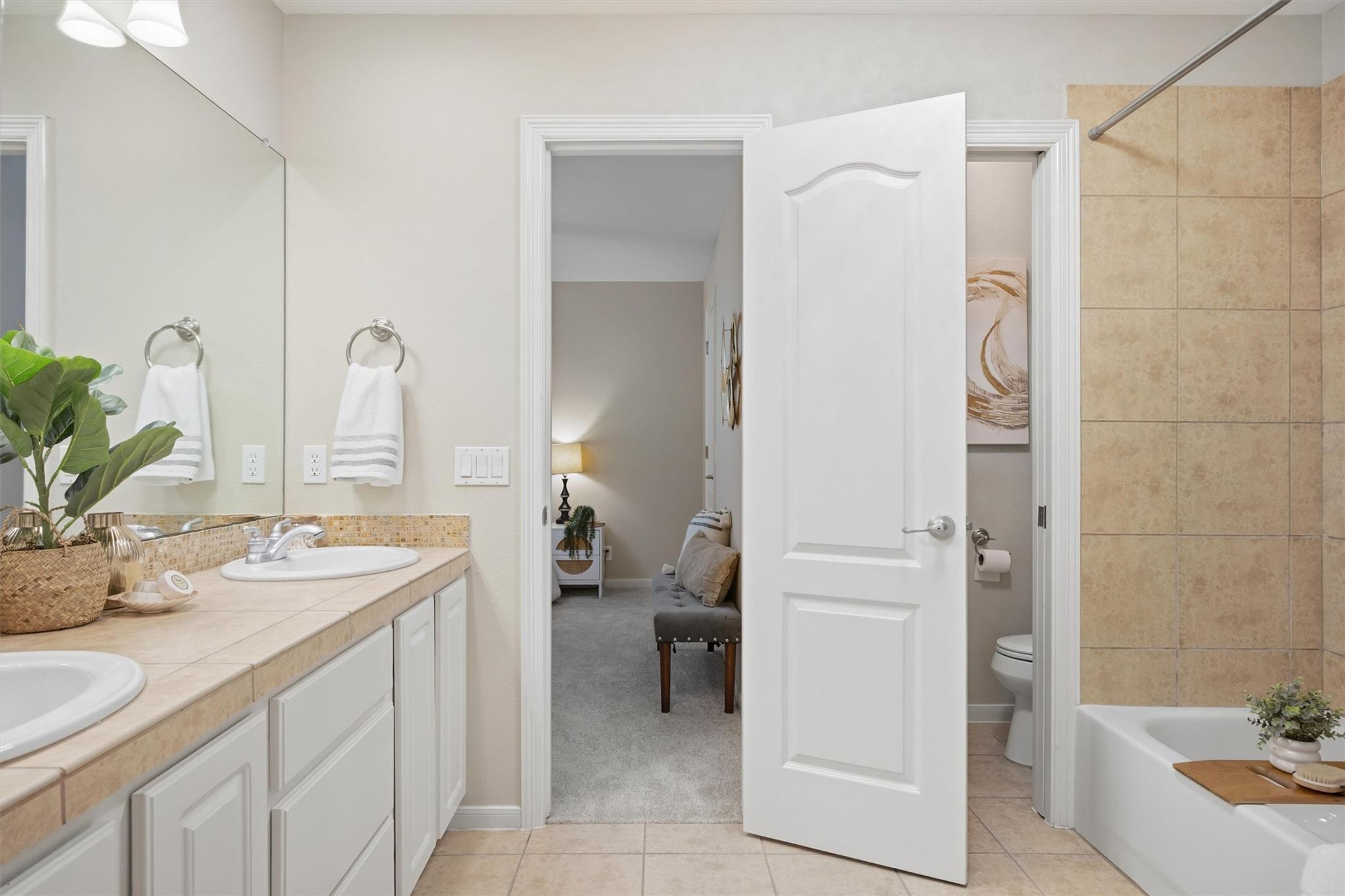 14021 Ashton Woods Cir, Austin, TX 78727