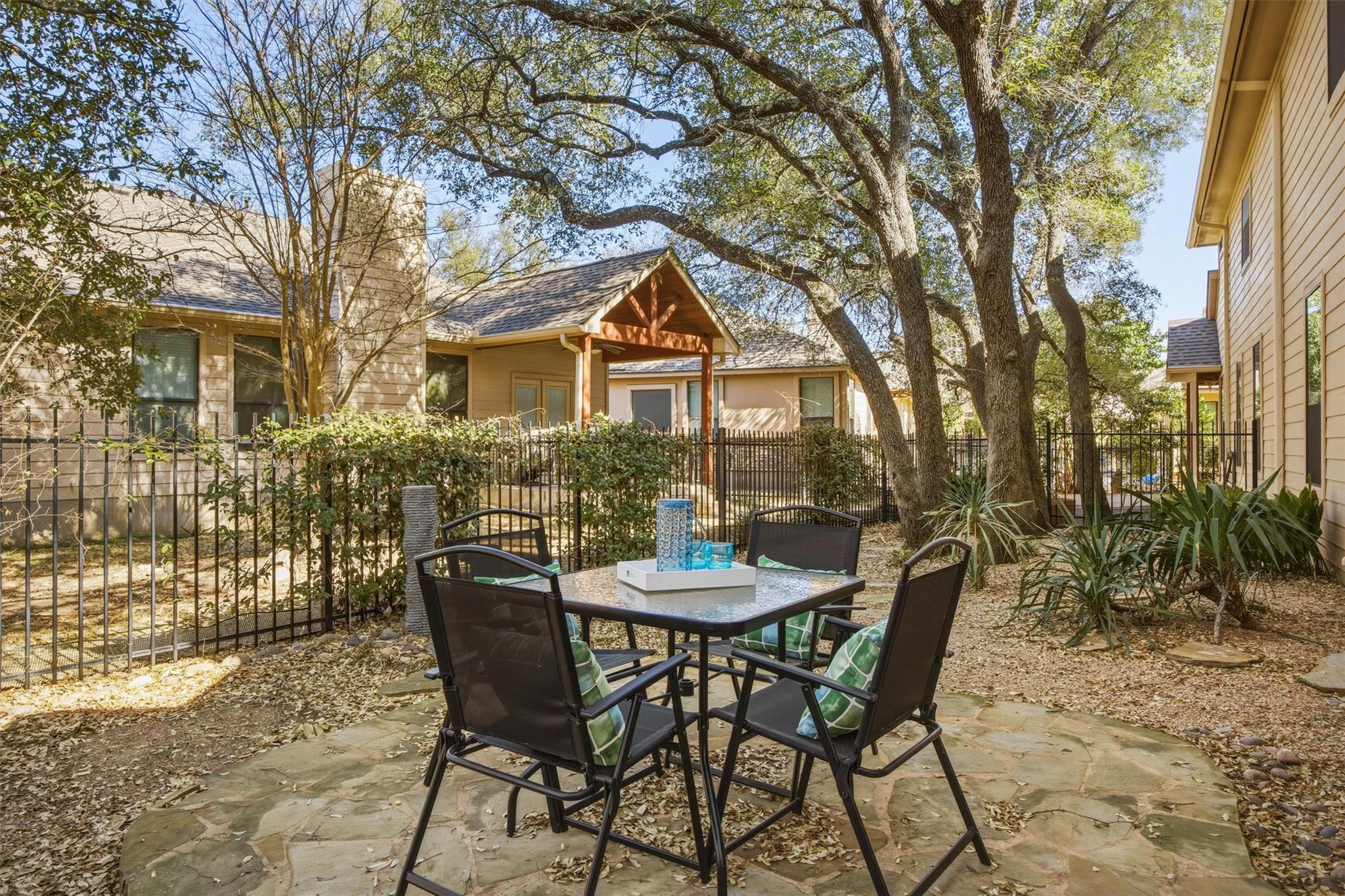 14021 Ashton Woods Cir, Austin, TX 78727