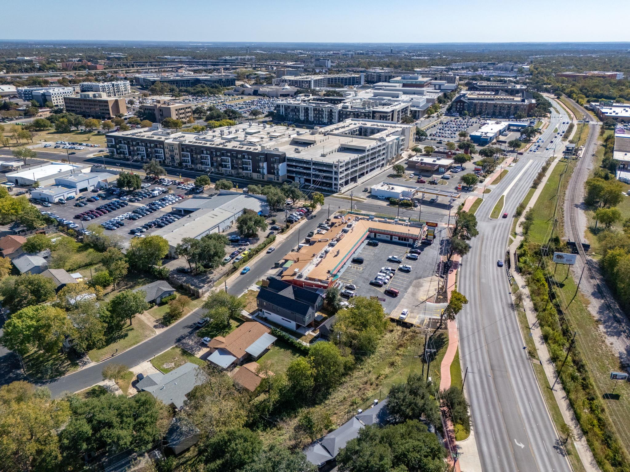 6620 Isabelle Dr # A, Austin, TX 78752