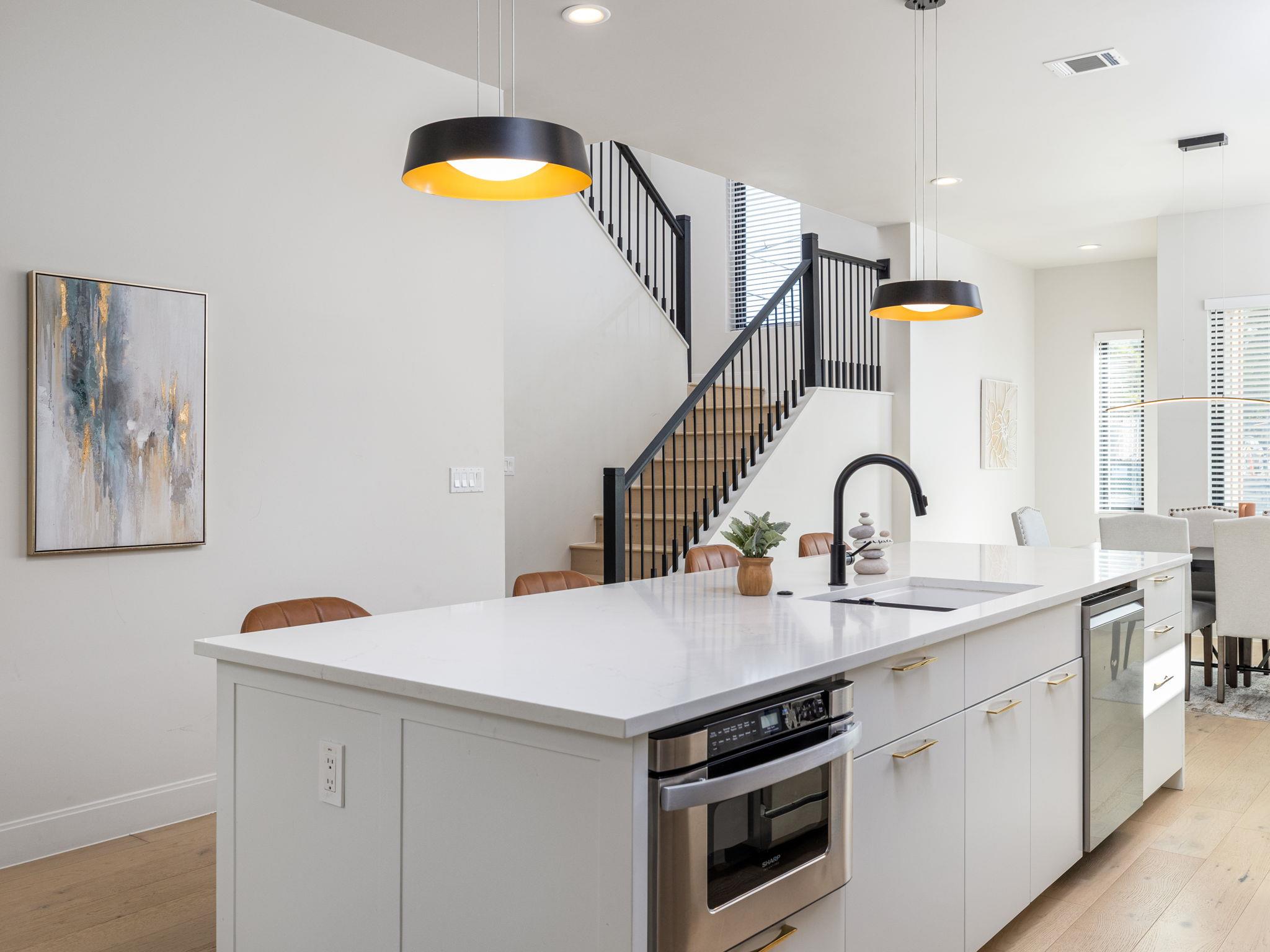 6620 Isabelle Dr # A, Austin, TX 78752