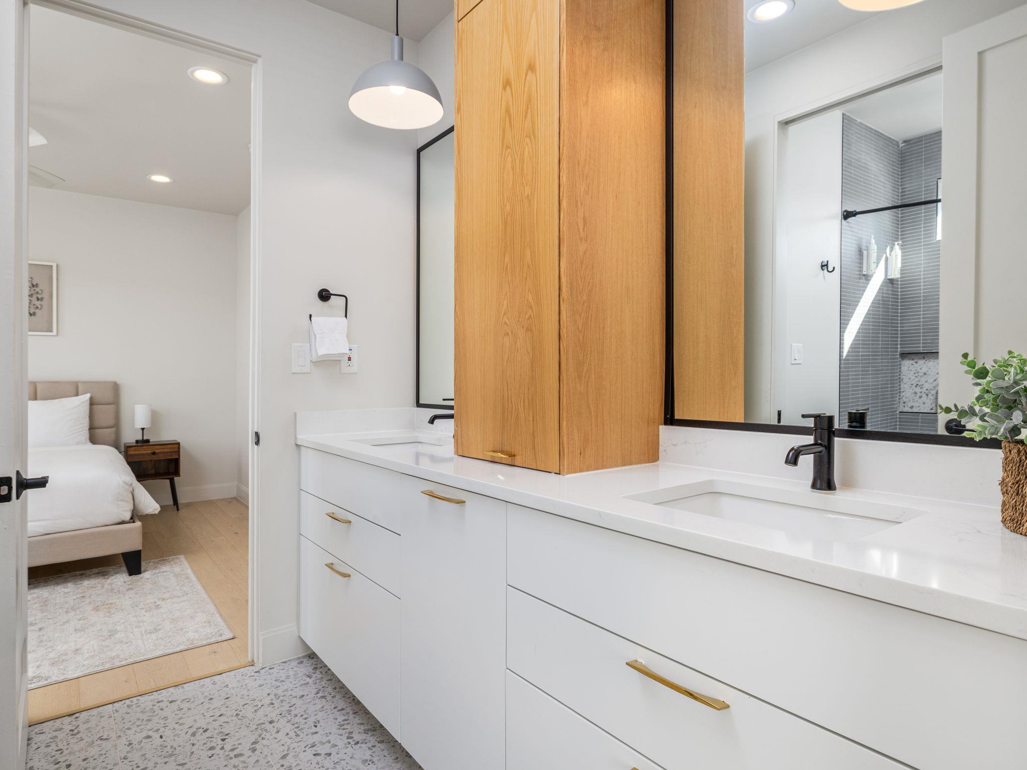 6620 Isabelle Dr # A, Austin, TX 78752