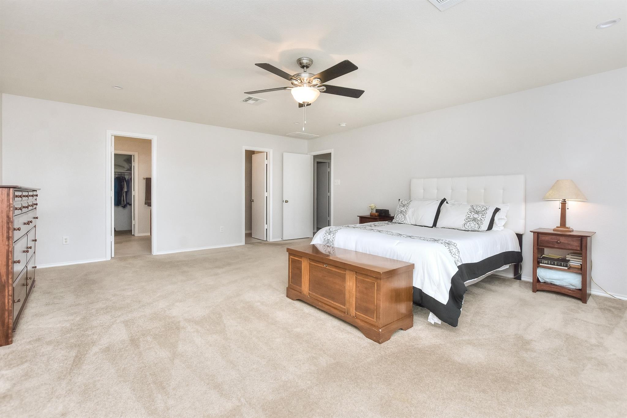 4913 Woodstock Dr Dr, Georgetown, TX 78633