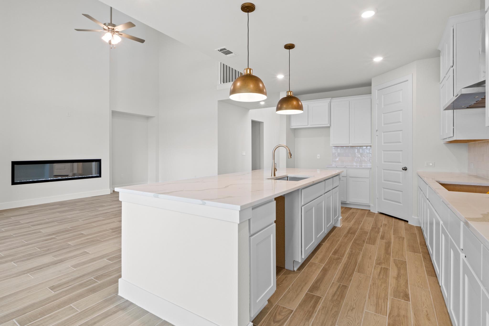 337 Horsemint Ln, Georgetown, TX 78633