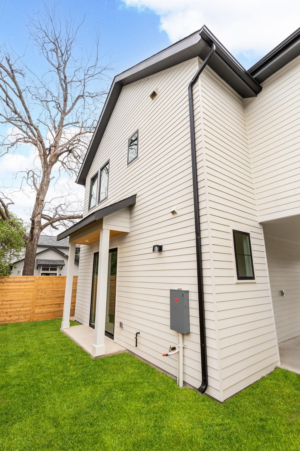 408 Linden # B, Austin, TX 78702