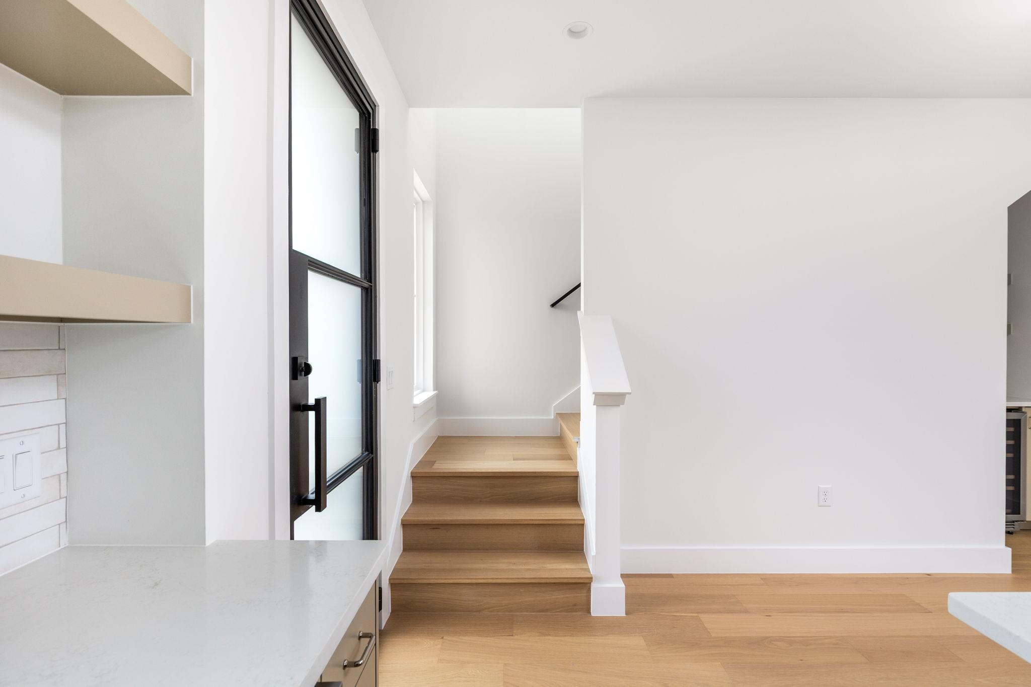 408 Linden # B, Austin, TX 78702