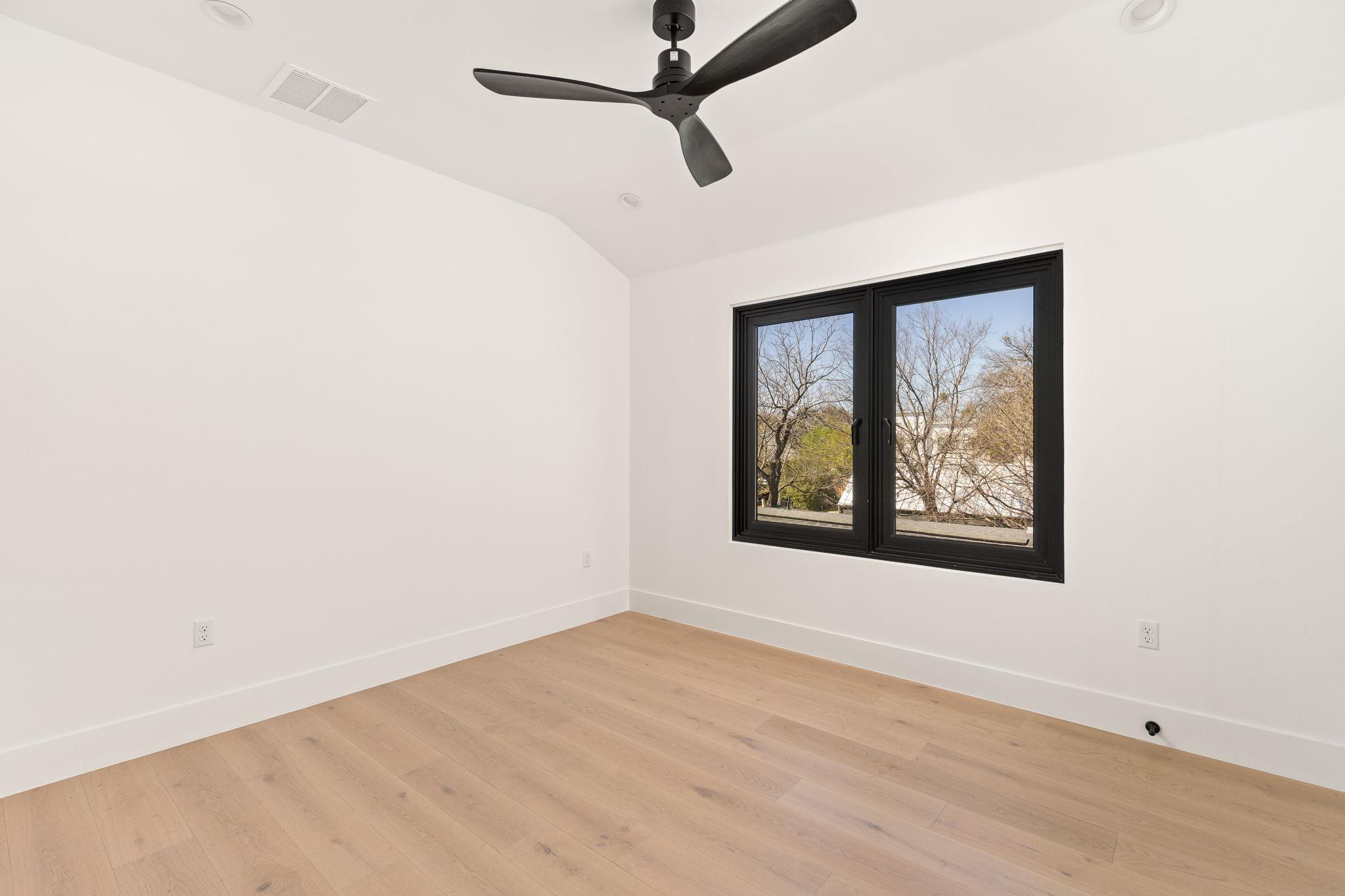 1610 Harvey # 2, Austin, TX 78702