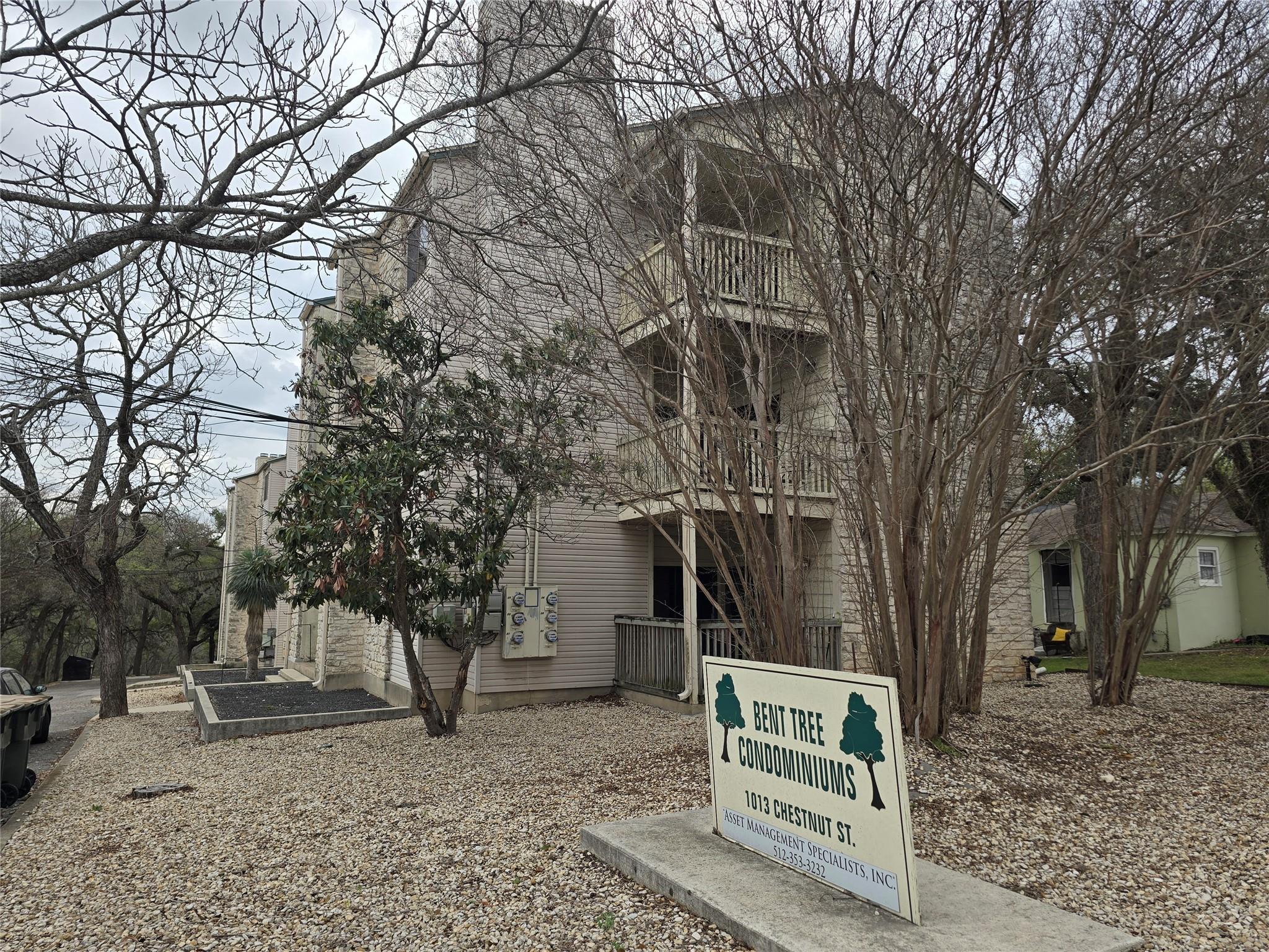 1013 Chestnut St # C6, San Marcos, TX 78666