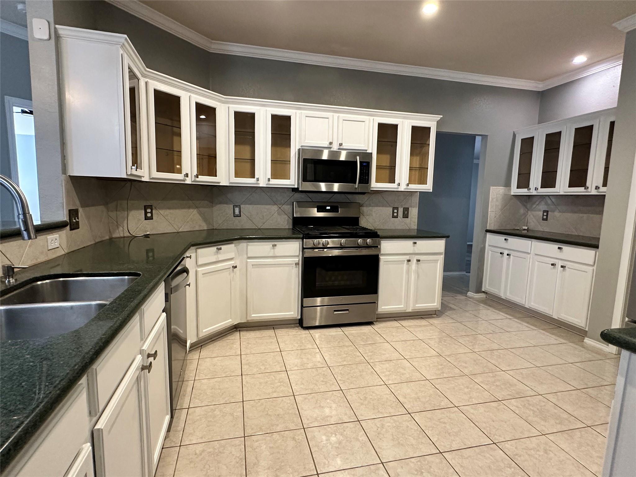 4103 Natural Bridge Ct, Round Rock, TX 78681