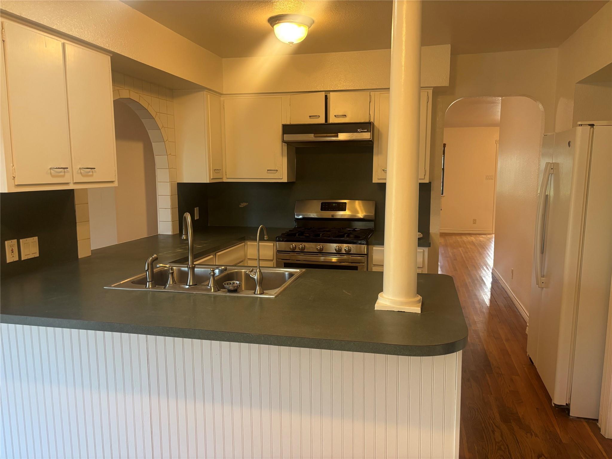 159 Diamond G Ln, Smithville, TX 78957