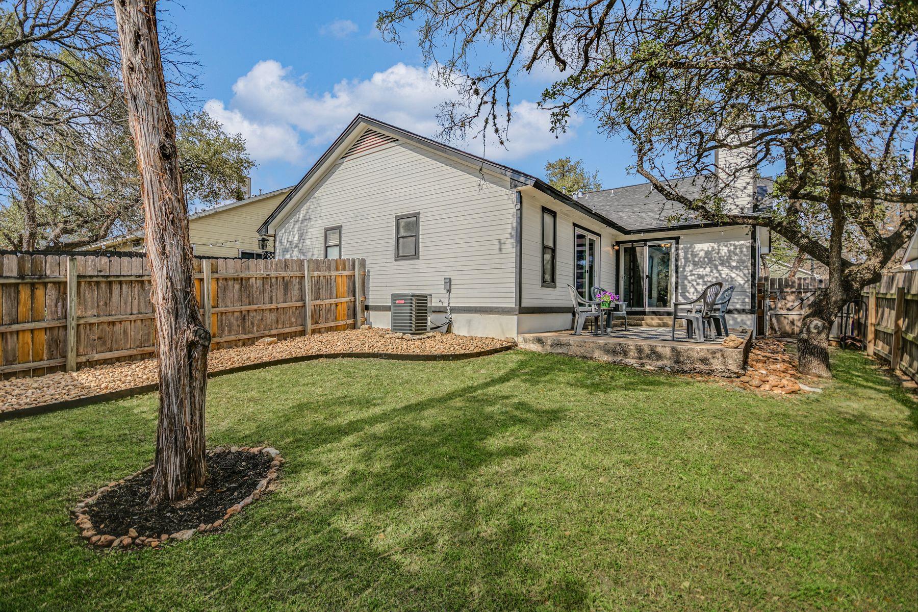 2605 Garrettson Dr # A, Austin, TX 78748