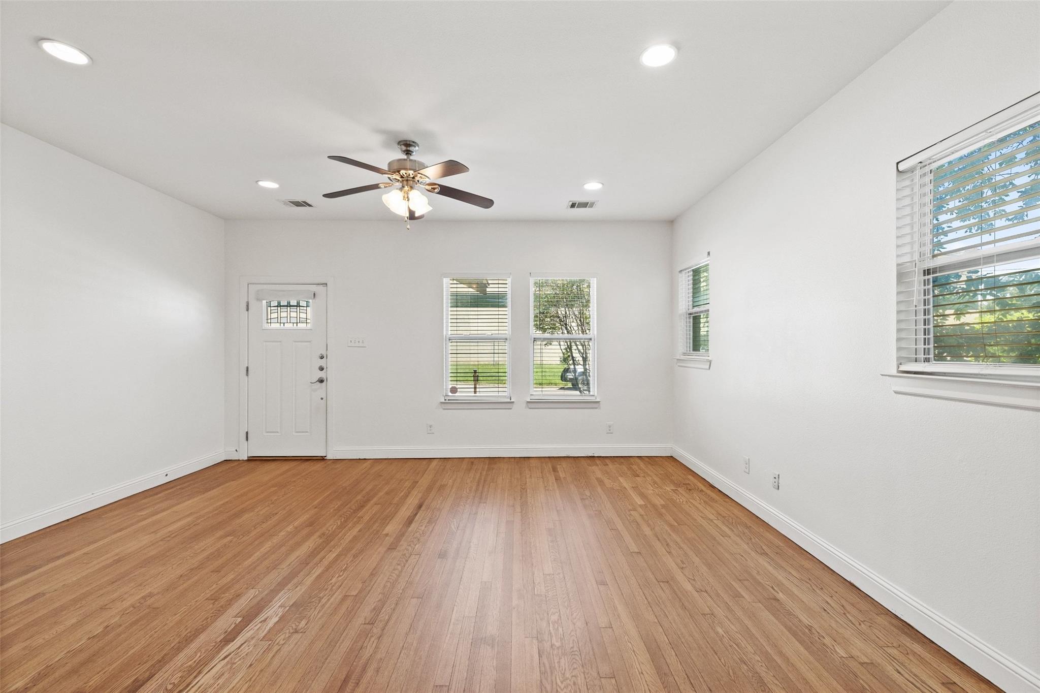 3203 E 18th St, Austin, TX 78721