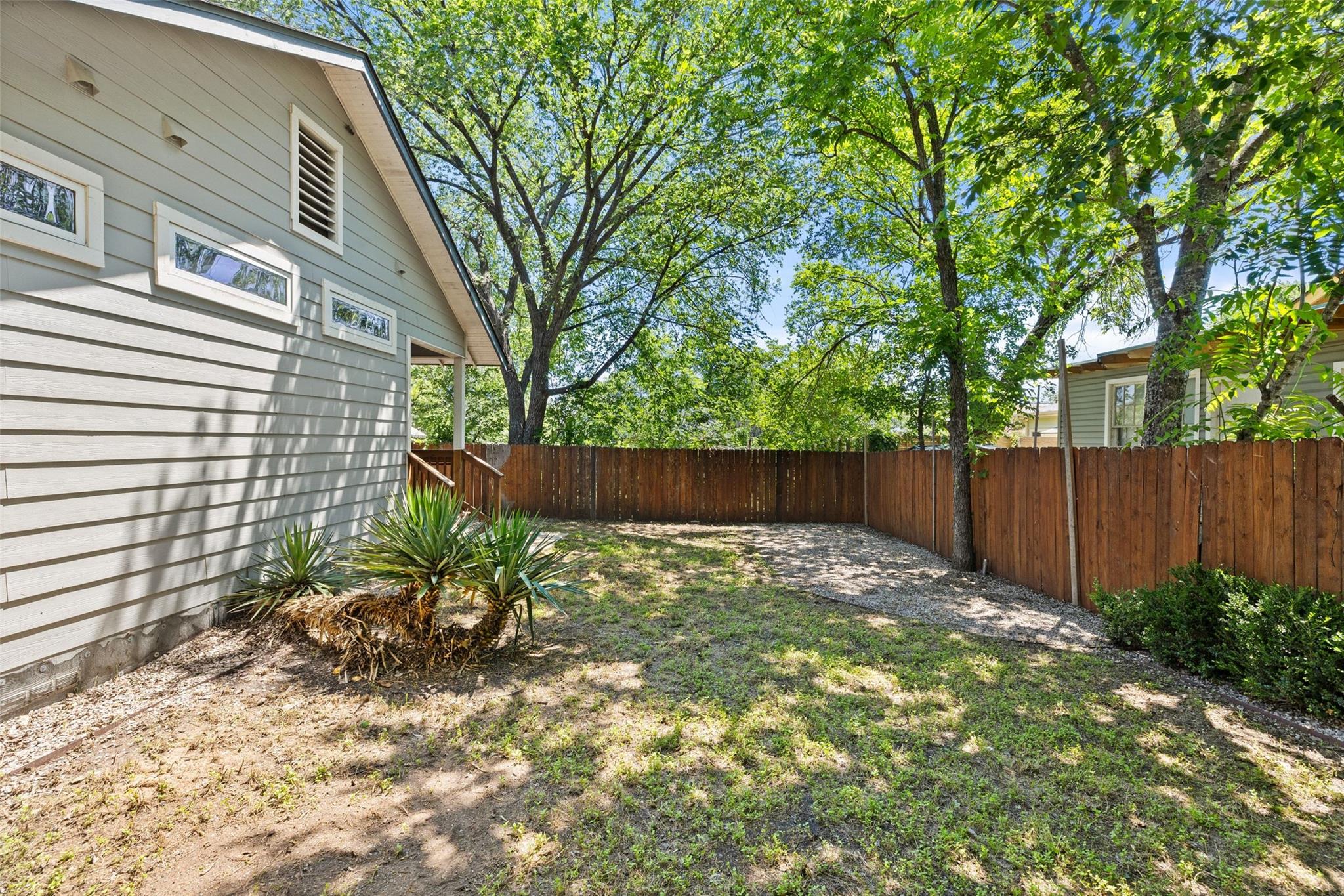 3203 E 18th St, Austin, TX 78721