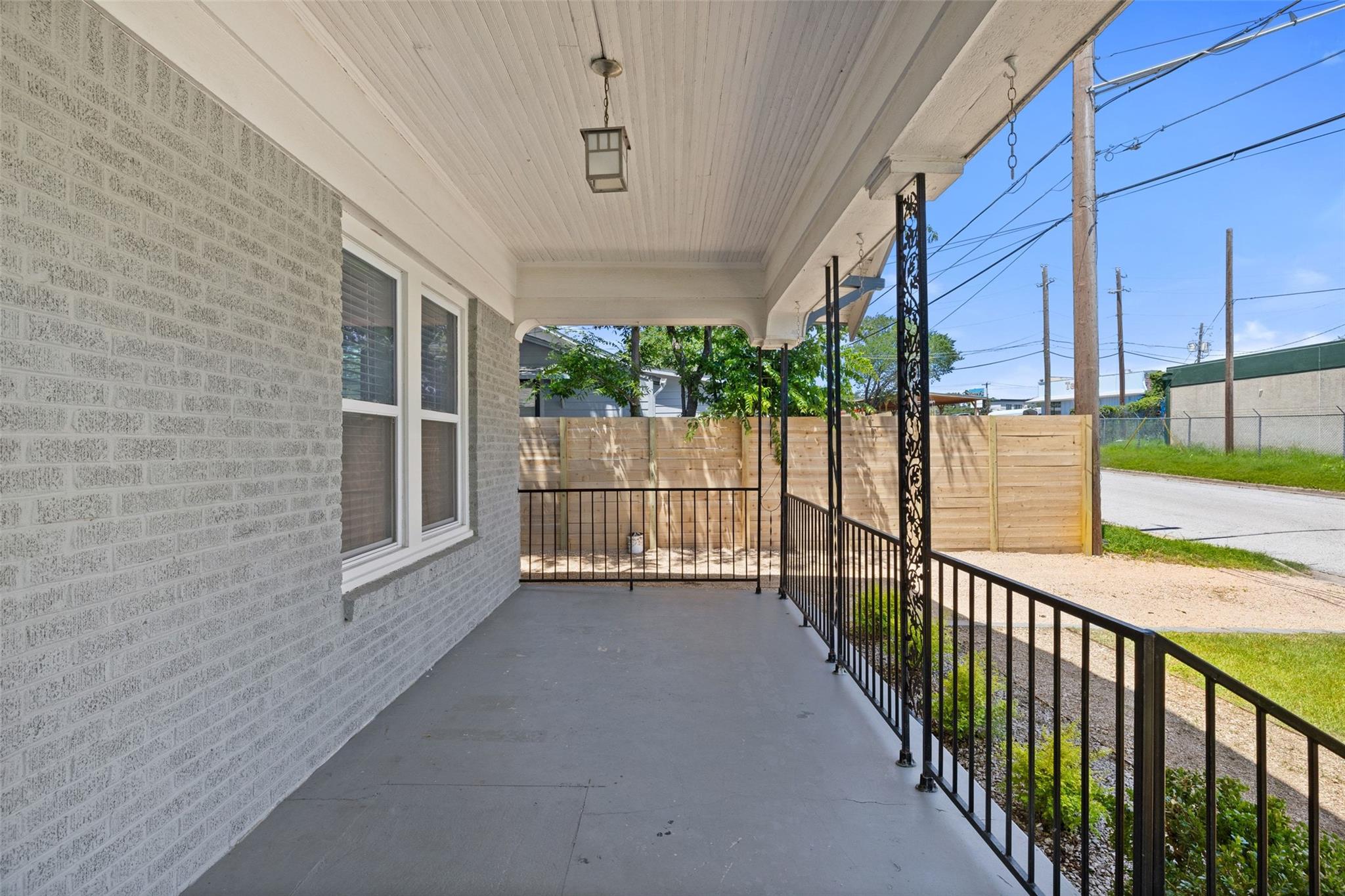 3203 E 18th St, Austin, TX 78721