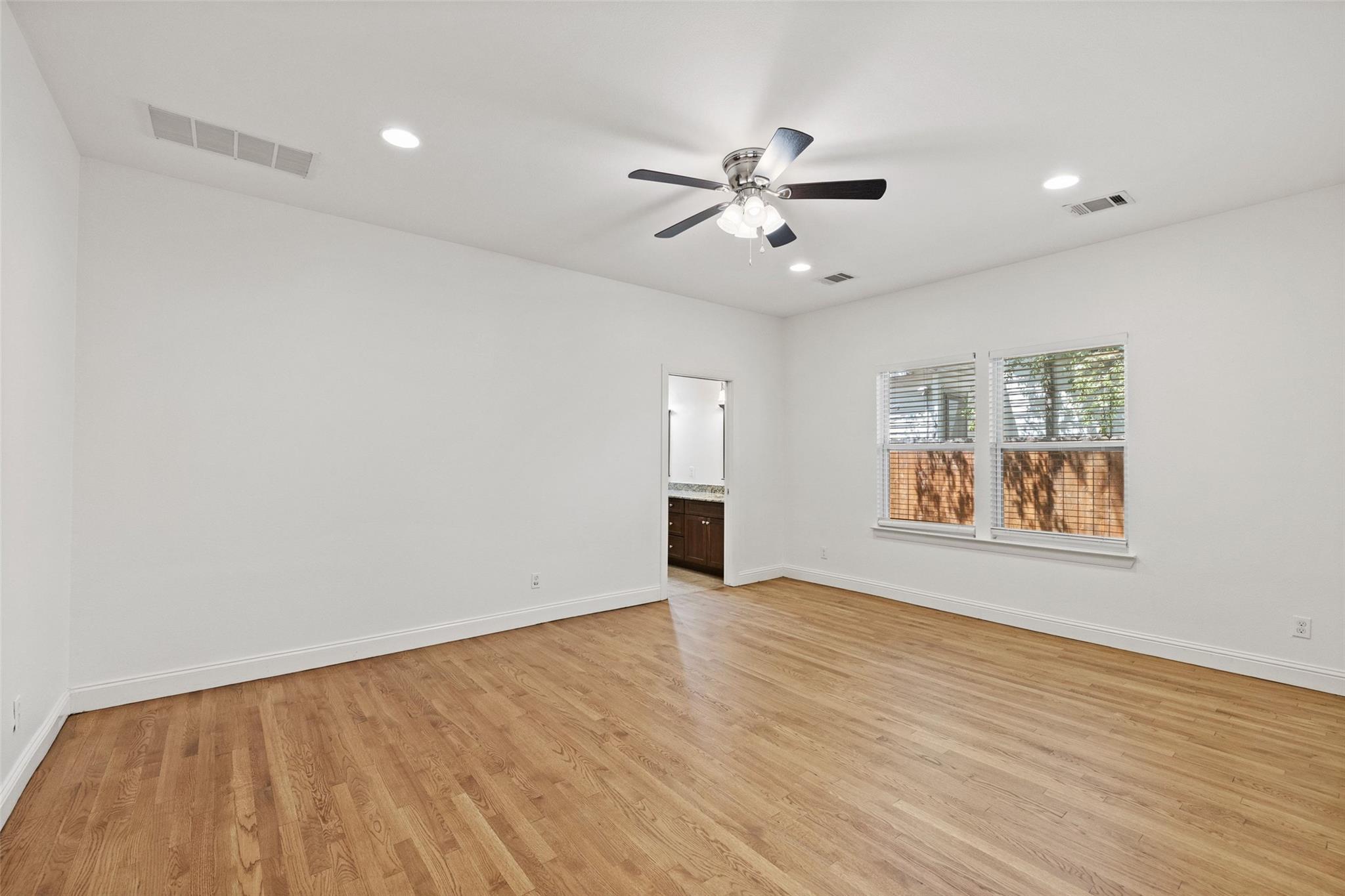 3203 E 18th St, Austin, TX 78721
