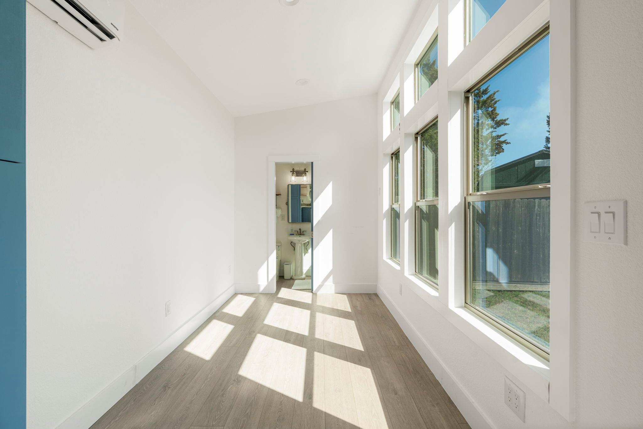 10233 Twin Lake Loop, Dripping Springs, TX 78620