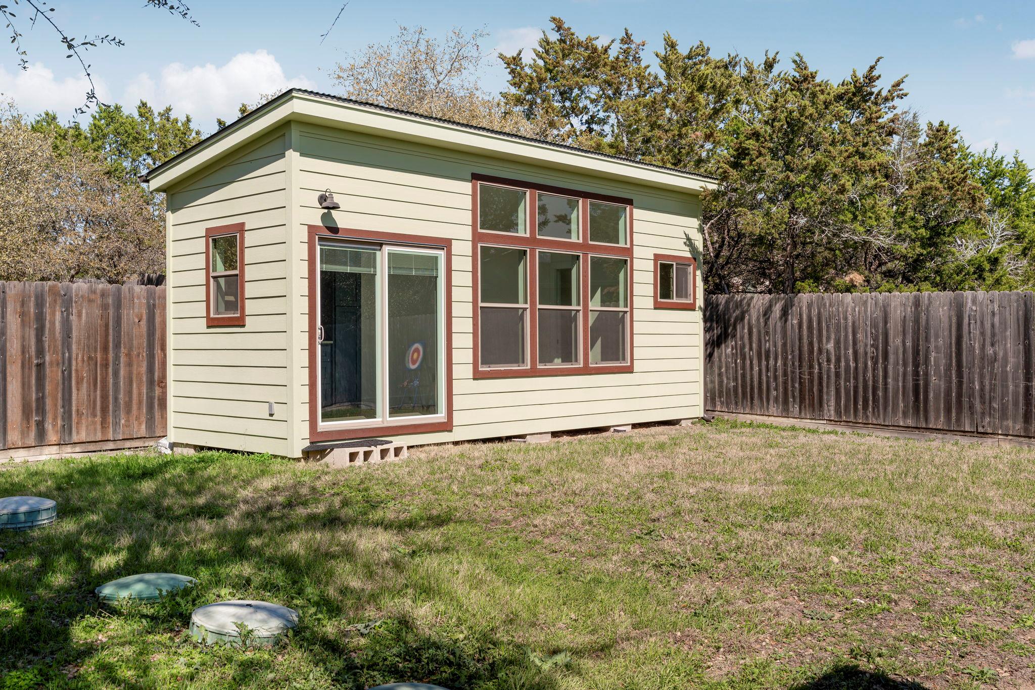 10233 Twin Lake Loop, Dripping Springs, TX 78620