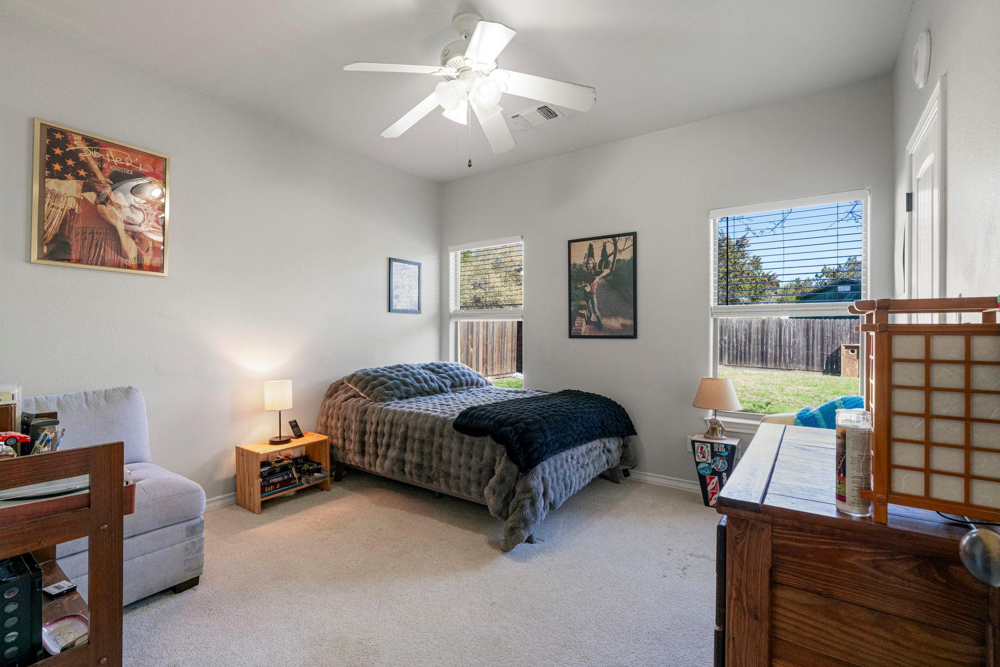 10233 Twin Lake Loop, Dripping Springs, TX 78620