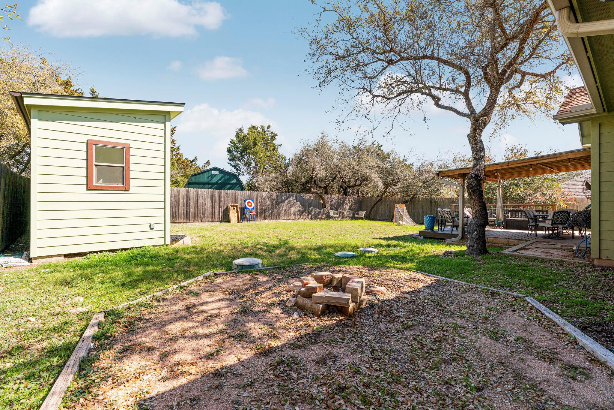 10233 Twin Lake Loop, Dripping Springs, TX 78620