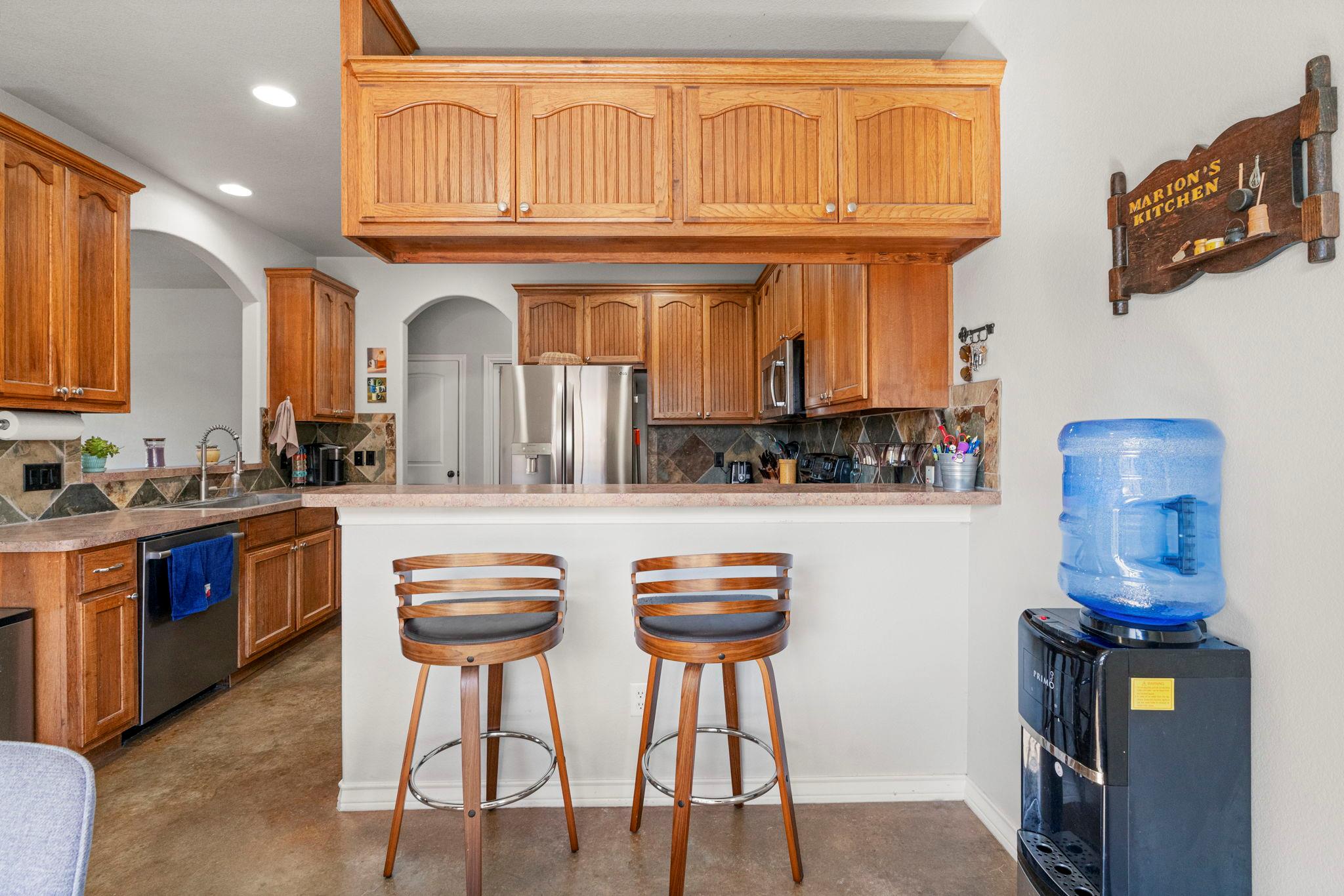 10233 Twin Lake Loop, Dripping Springs, TX 78620