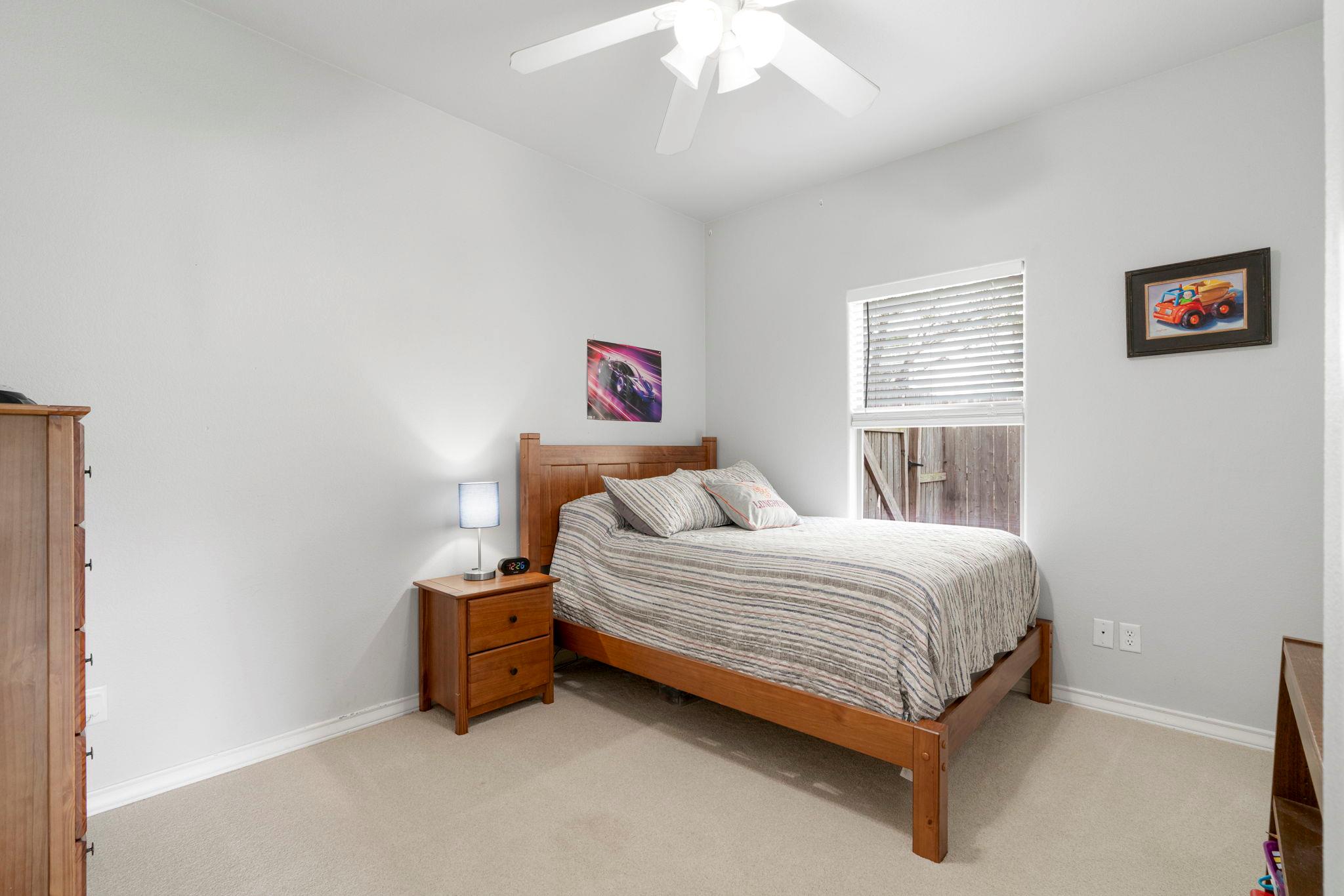 10233 Twin Lake Loop, Dripping Springs, TX 78620