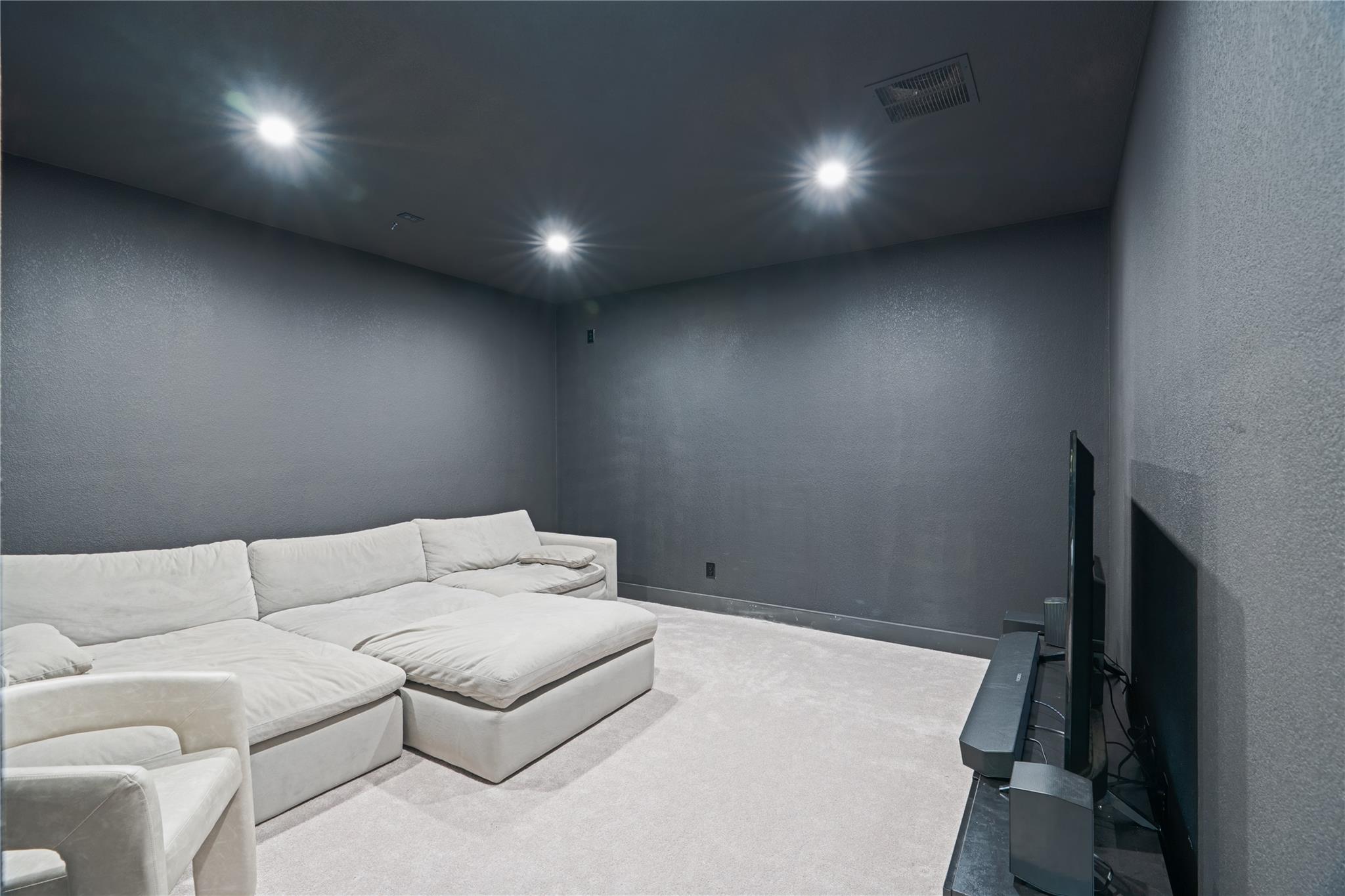 312 Palatino Bnd, Liberty Hill, TX 78642