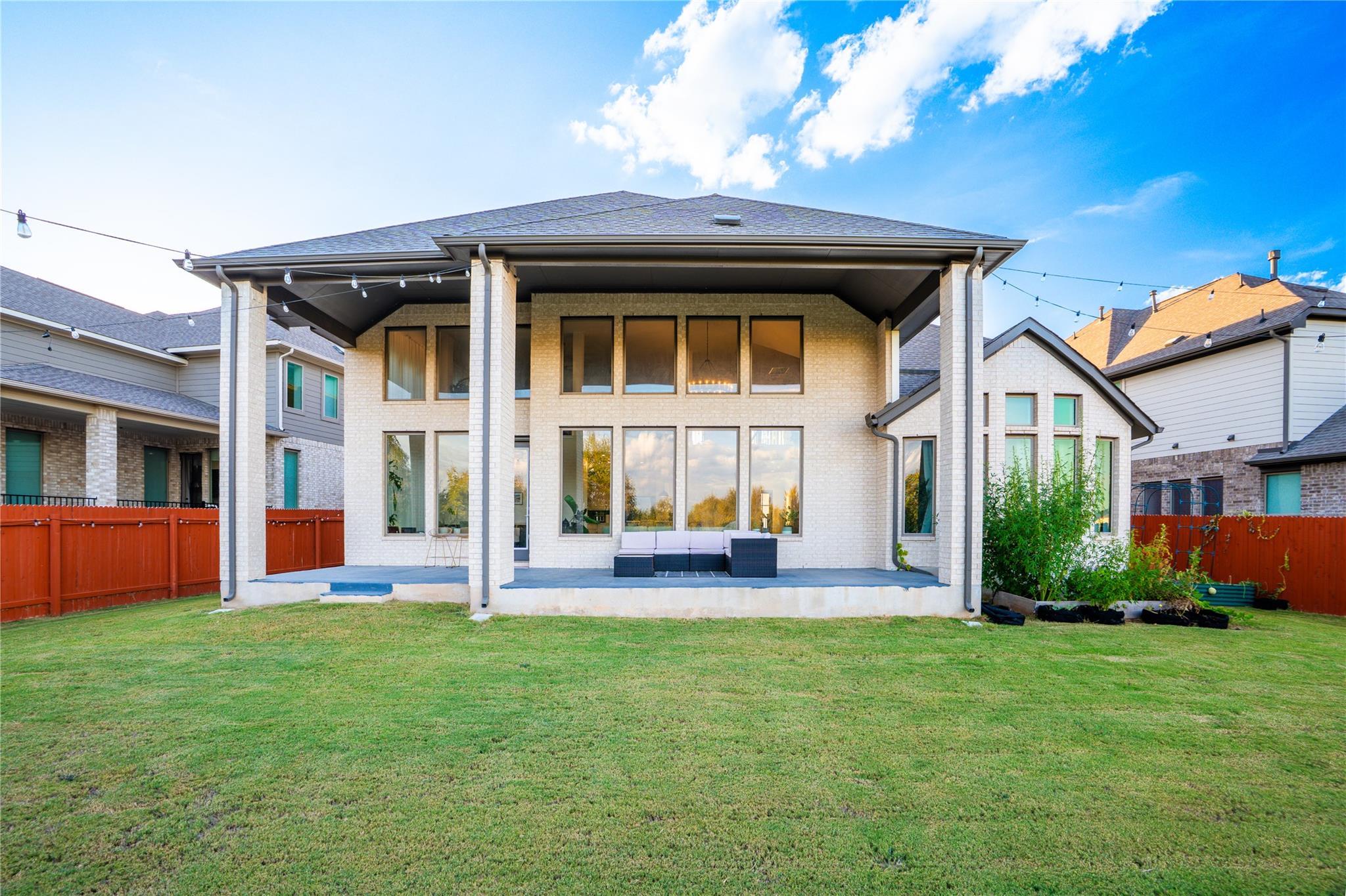 312 Palatino Bnd, Liberty Hill, TX 78642