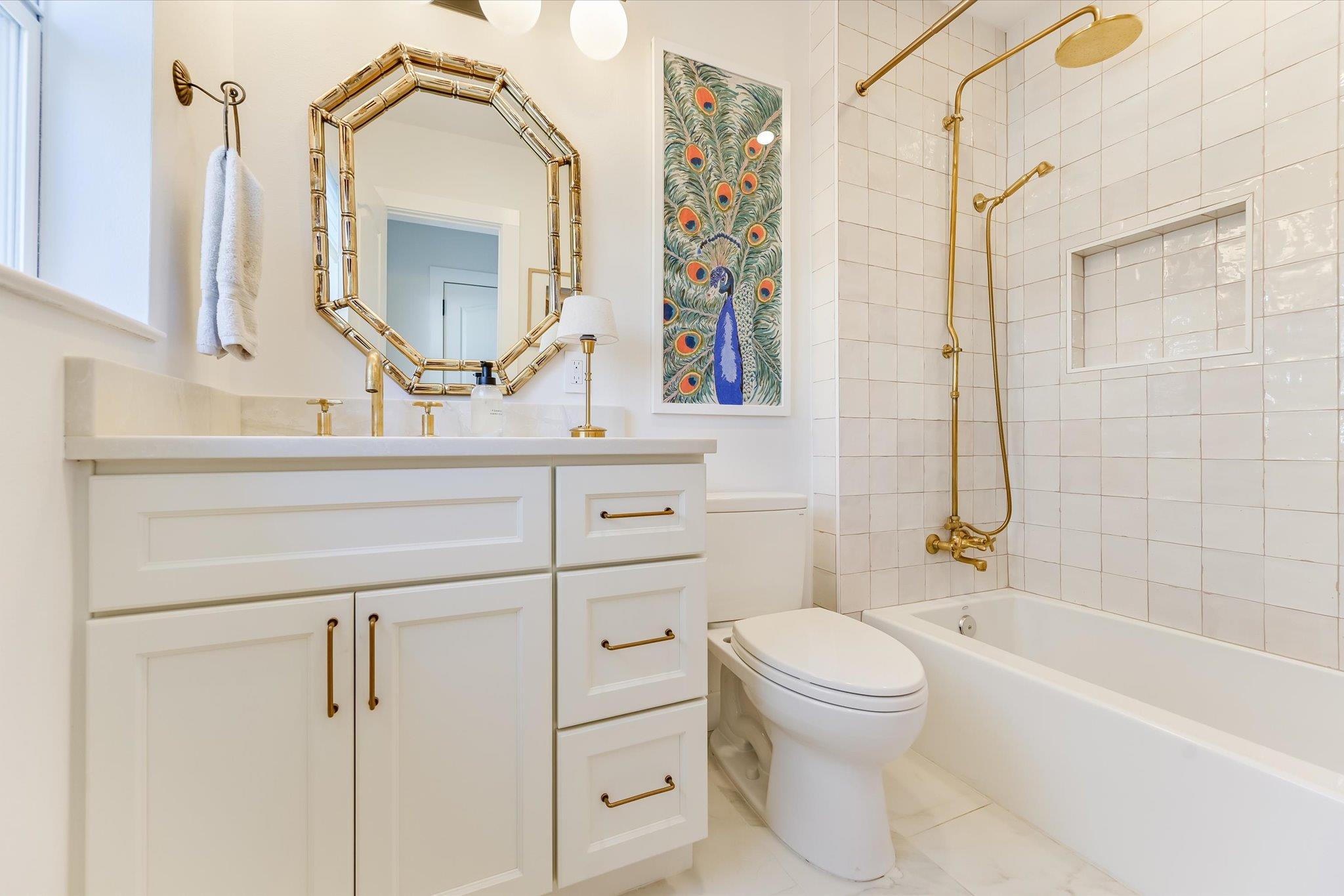 1204 E Live Oak St, Austin, TX 78704