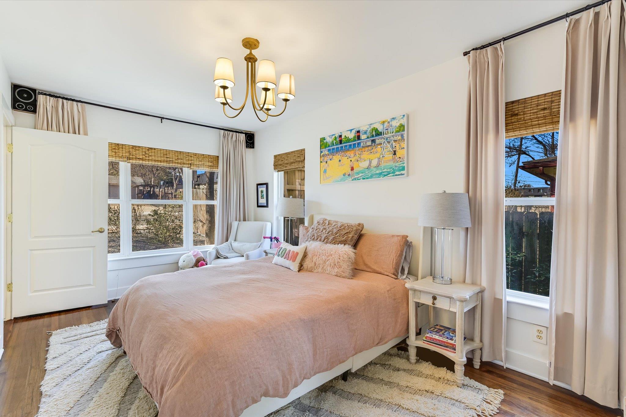 1204 E Live Oak St, Austin, TX 78704