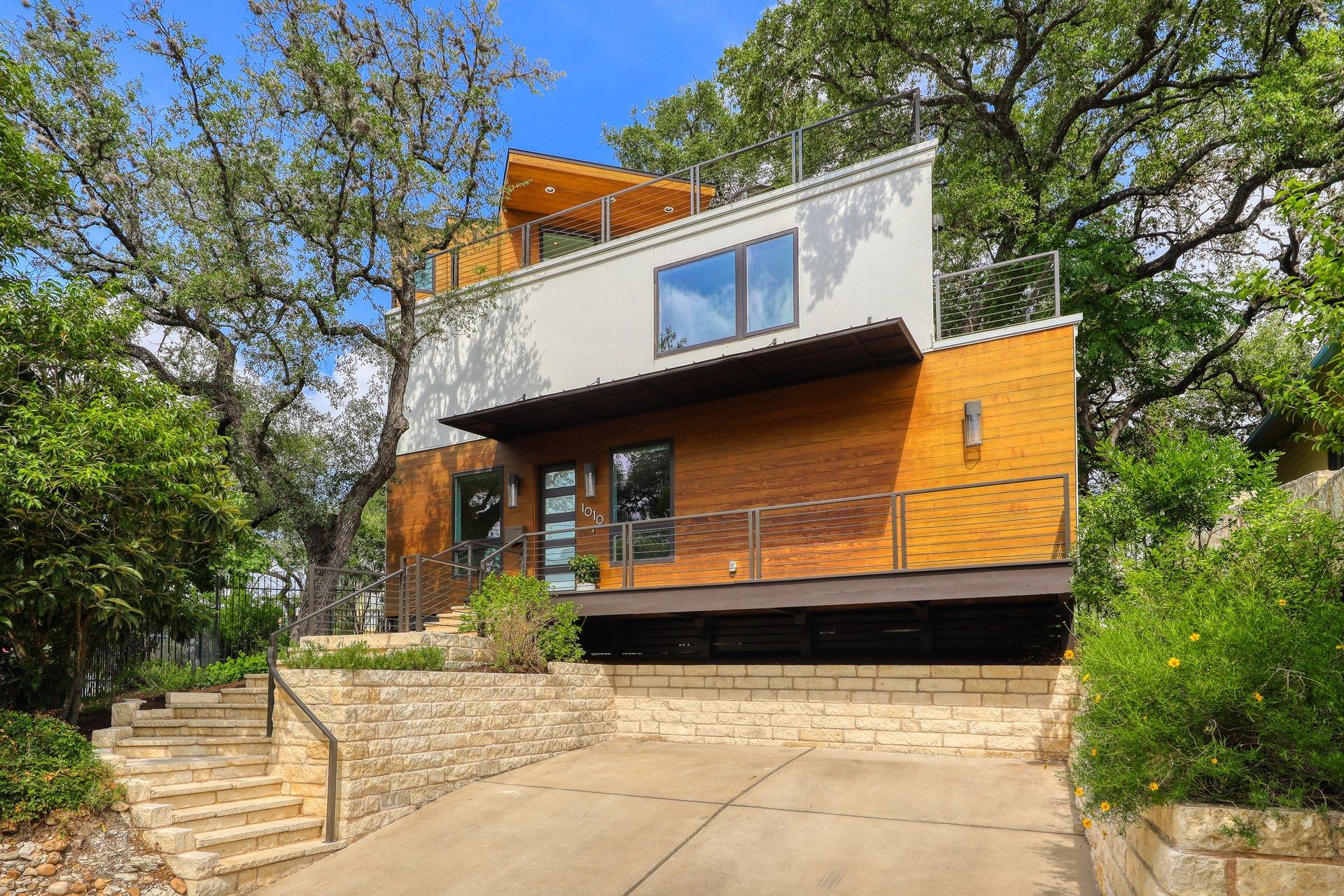 1010 Hillside Ave, Austin, TX 78704