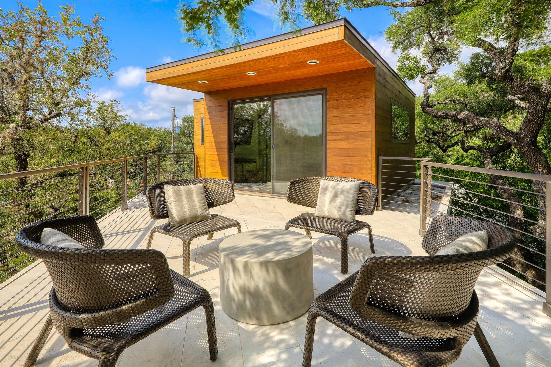 1010 Hillside Ave, Austin, TX 78704