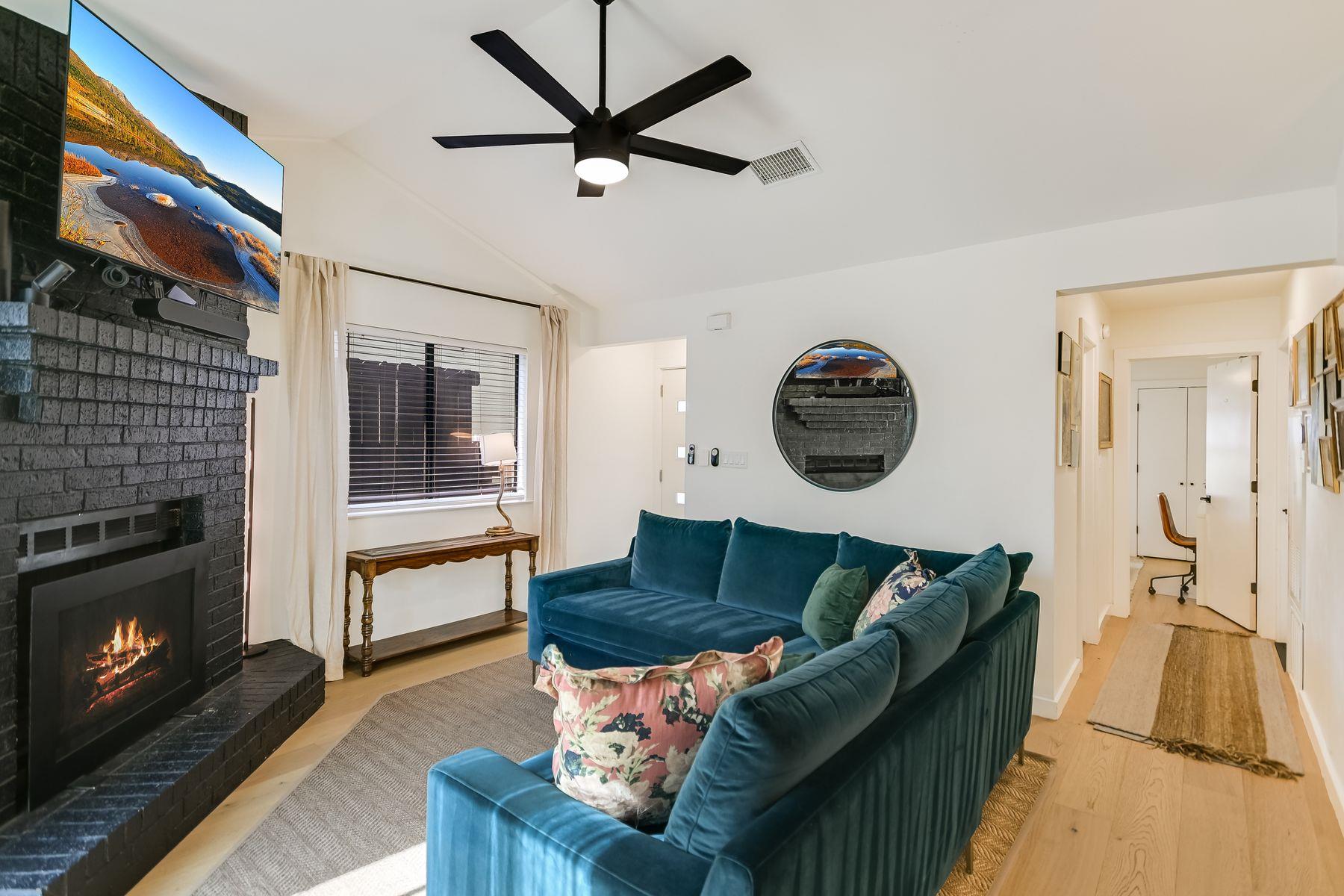 2605 Garrettson Dr # B, Austin, TX 78748