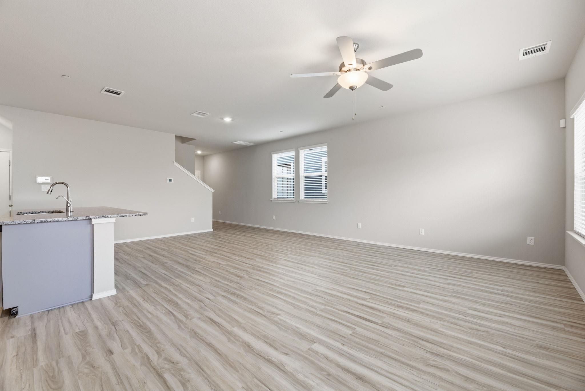 12809 Village Spun Plz, Buda, TX 78610