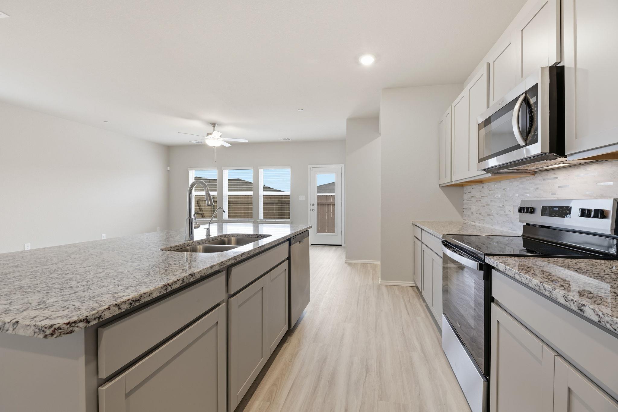 12809 Village Spun Plz, Buda, TX 78610