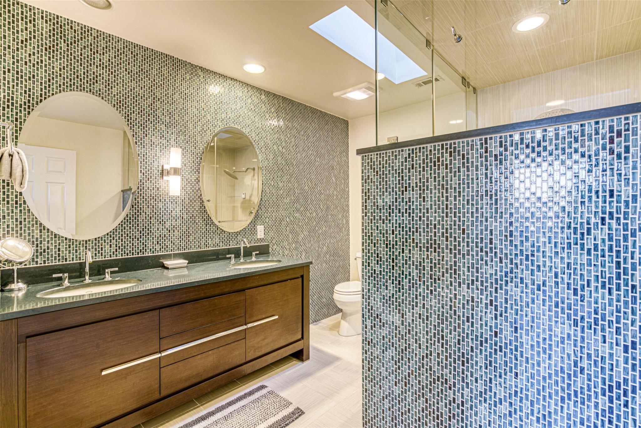 609 E Briarway Dr, Granite Shoals, TX 78654