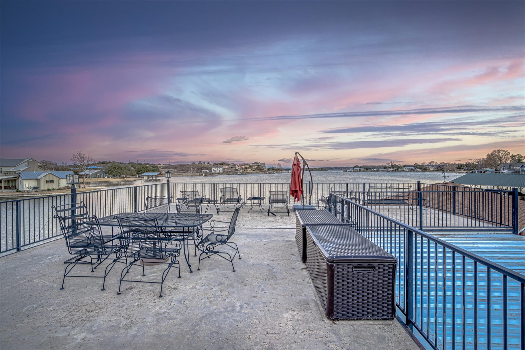 609 E Briarway Dr, Granite Shoals, TX 78654