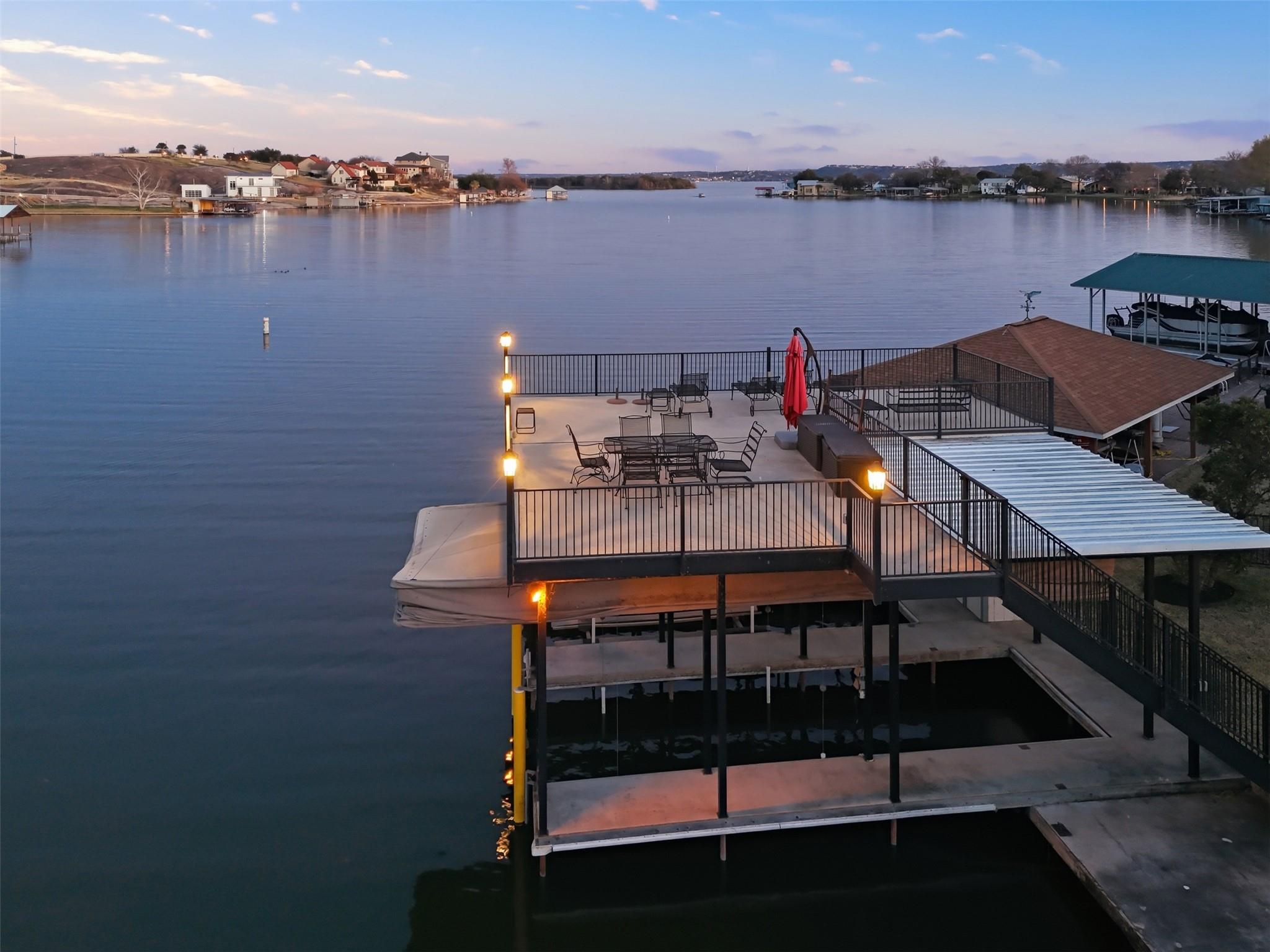 609 E Briarway Dr, Granite Shoals, TX 78654