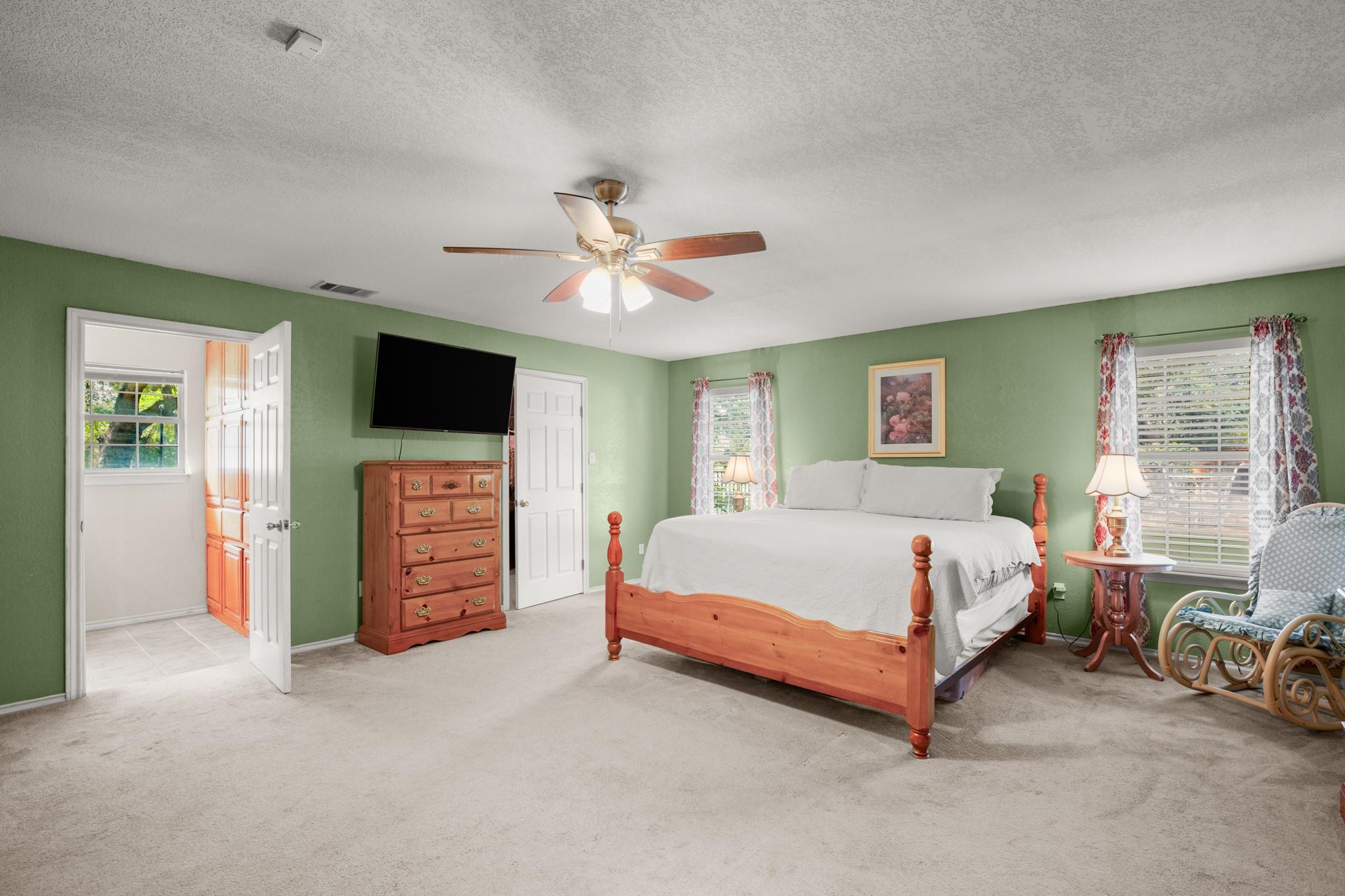 350 Lost River Rd, Georgetown, TX 78628