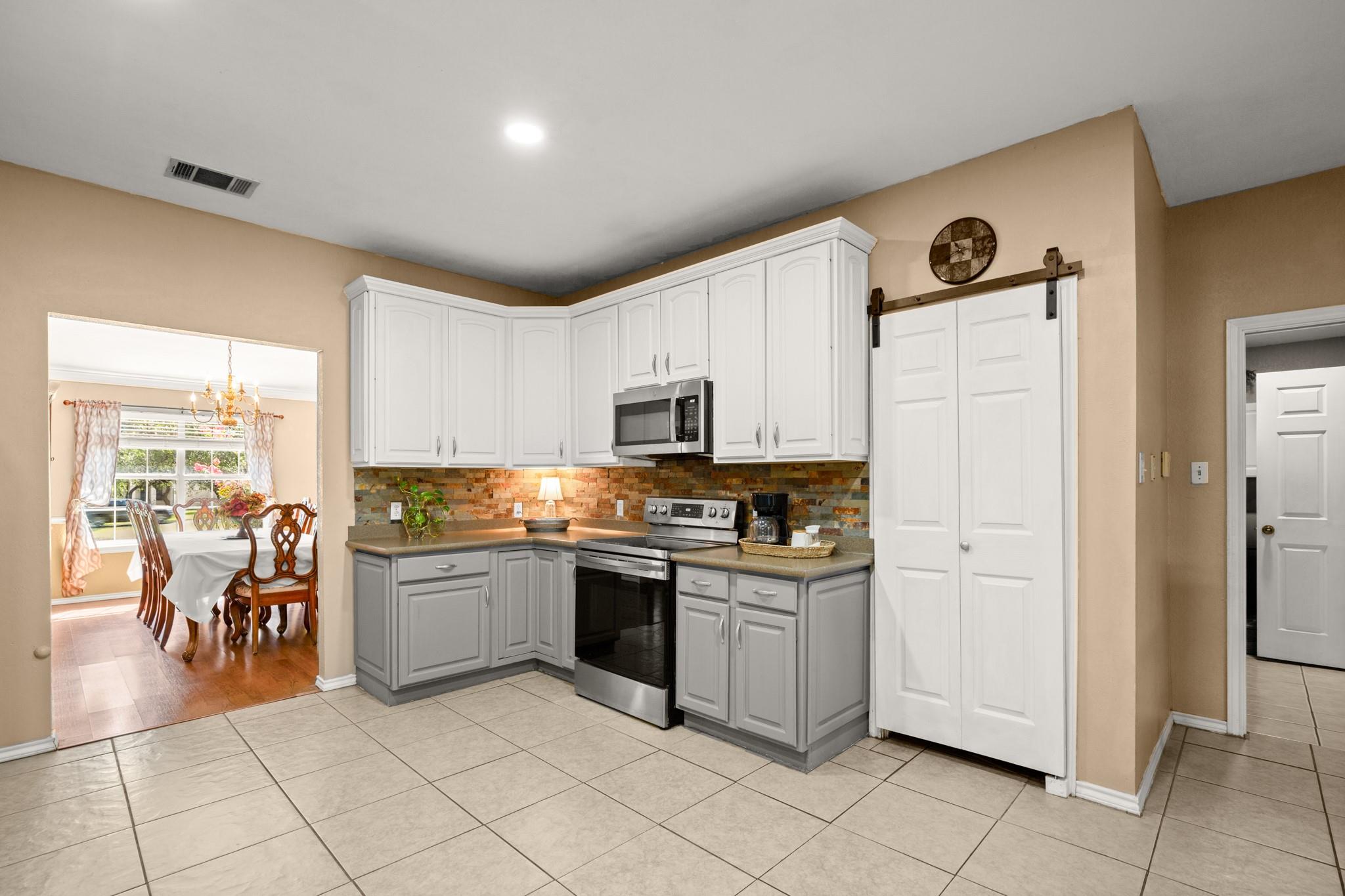 350 Lost River Rd, Georgetown, TX 78628