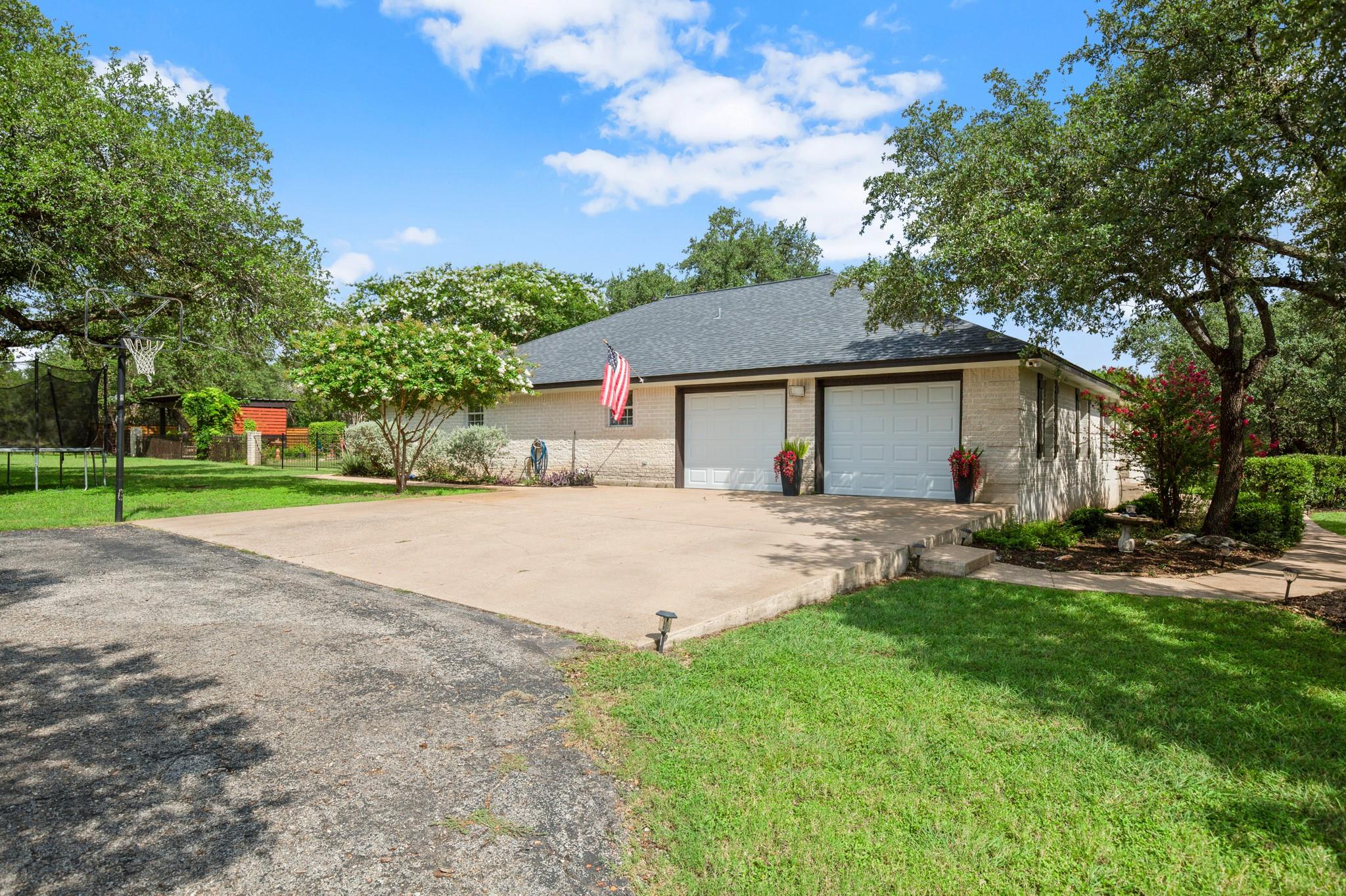 350 Lost River Rd, Georgetown, TX 78628