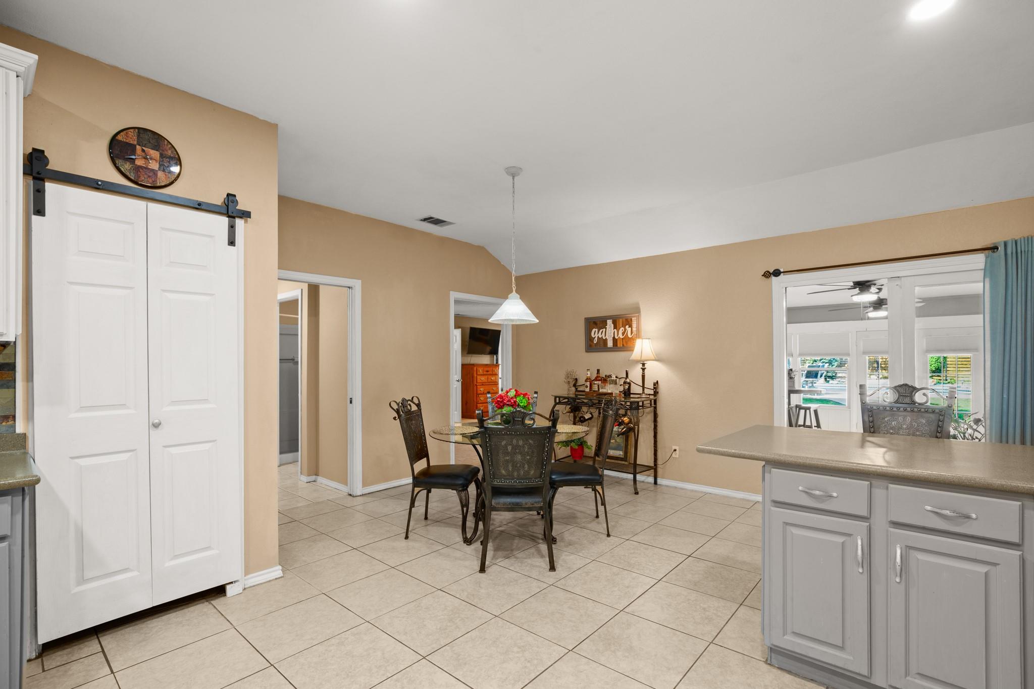 350 Lost River Rd, Georgetown, TX 78628