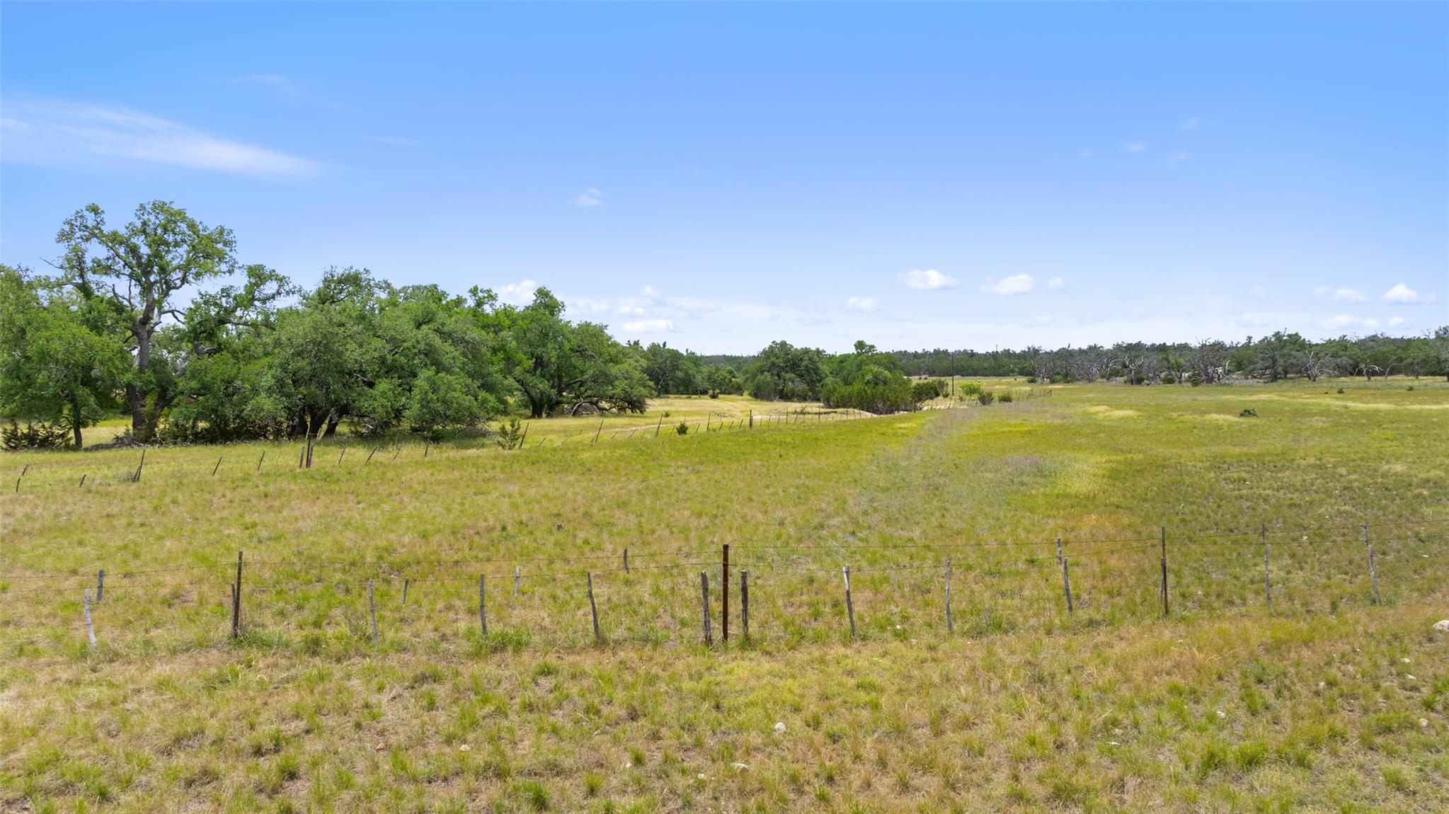 65 Miles Lane, Harper, TX 78631
