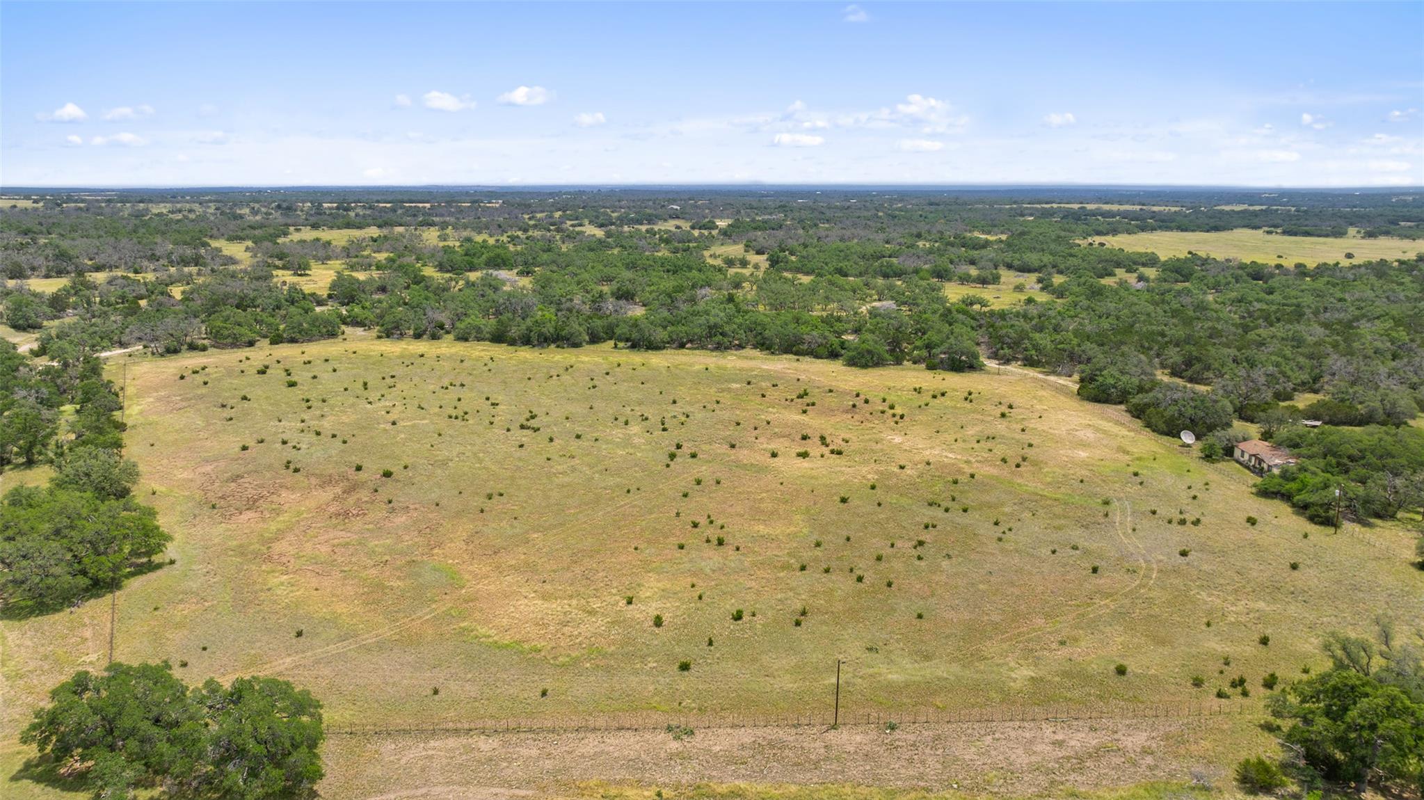 65 Miles Lane, Harper, TX 78631