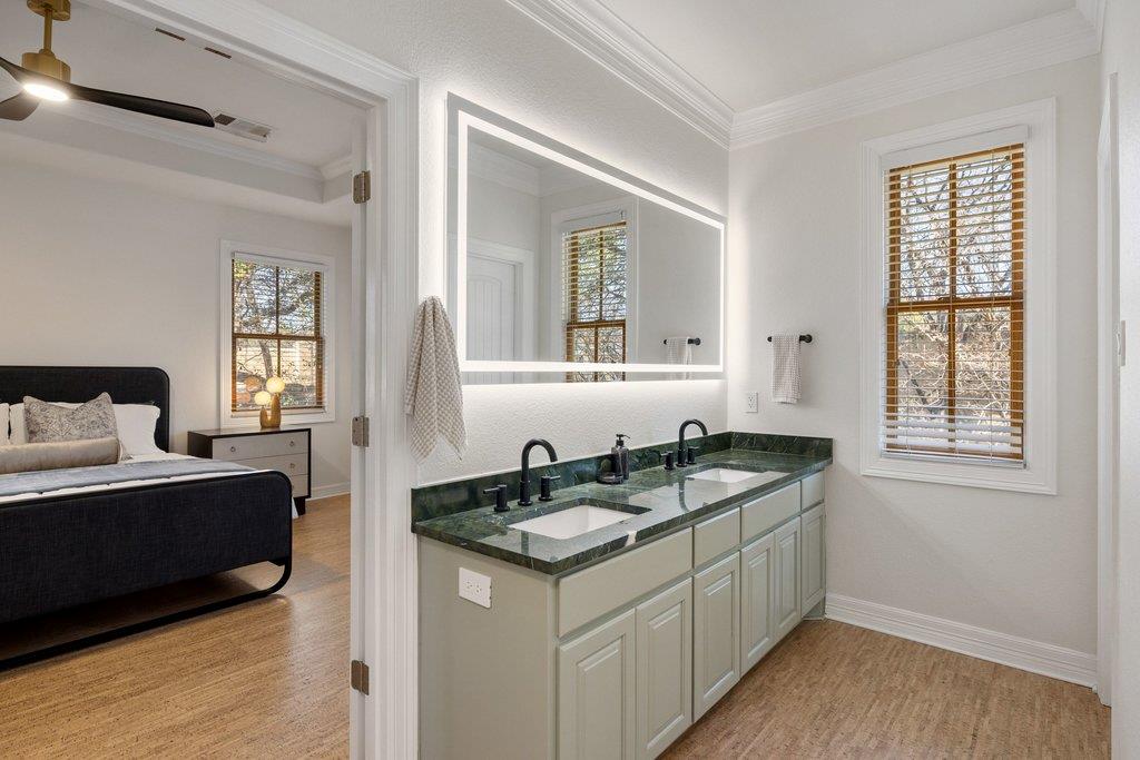 2009 Winsted Ln # A, Austin, TX 78703