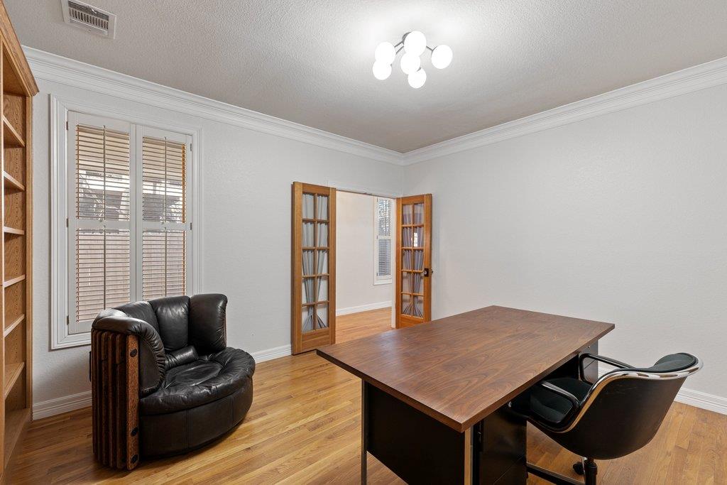 2009 Winsted Ln # A, Austin, TX 78703