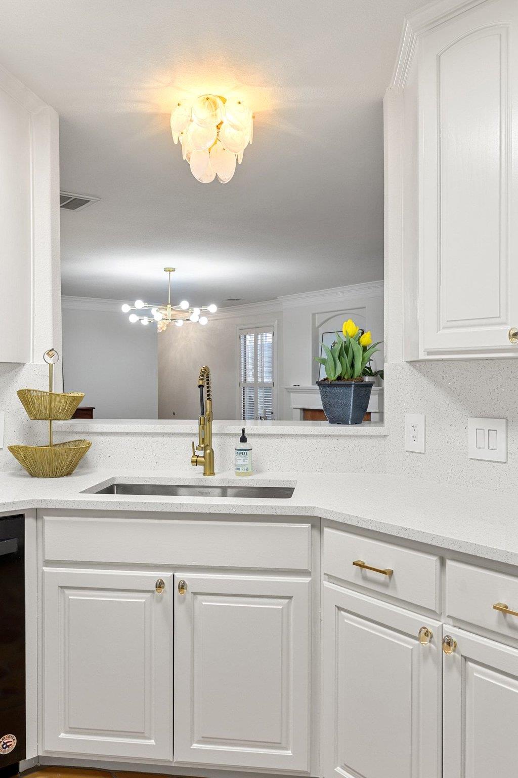 2009 Winsted Ln # A, Austin, TX 78703